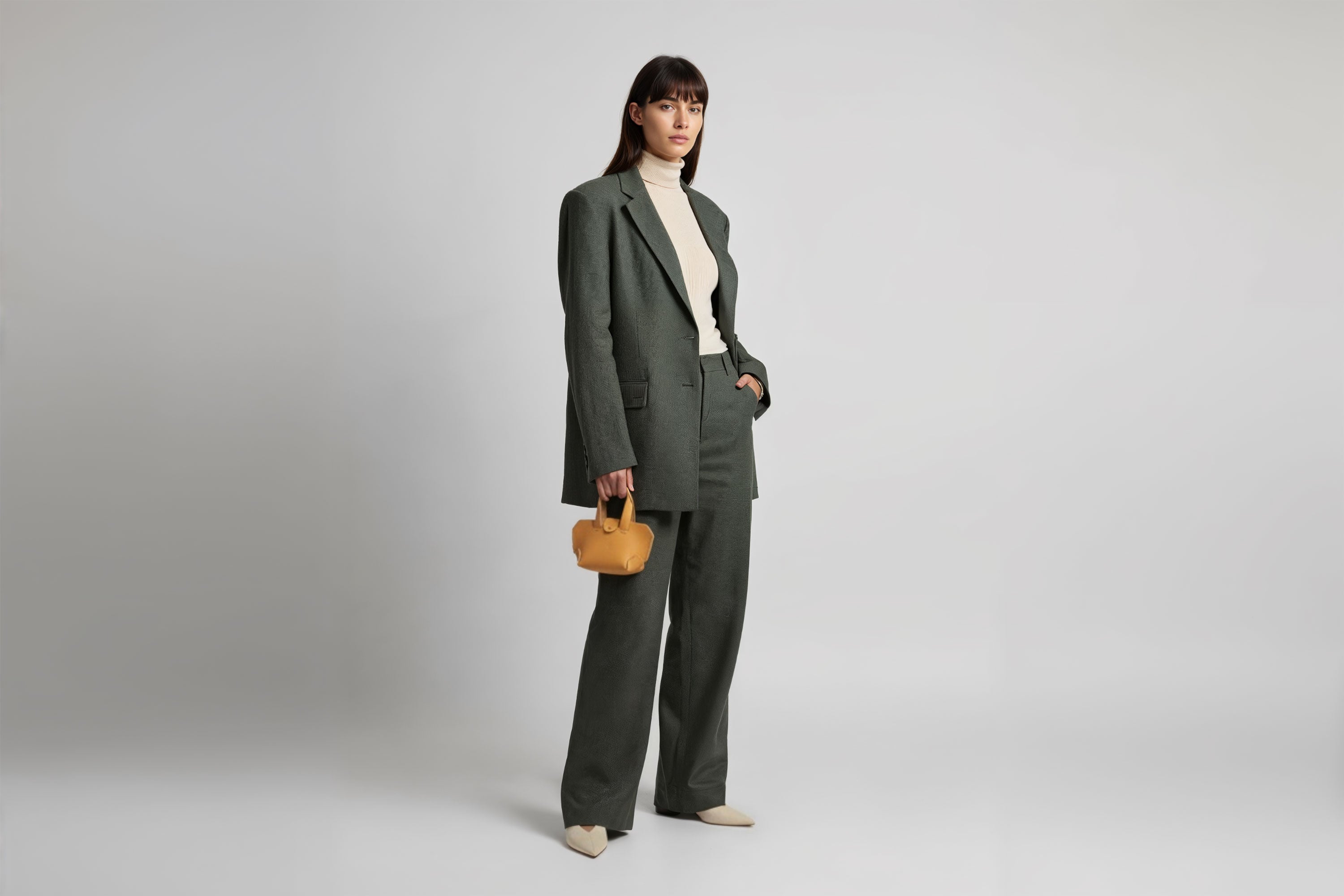 Nano Leather Tote Bag Brown Color On A Woman Model Premium Quality Minimalist Design Atelier Madre Manuel Dreesmann Barcelona Spain