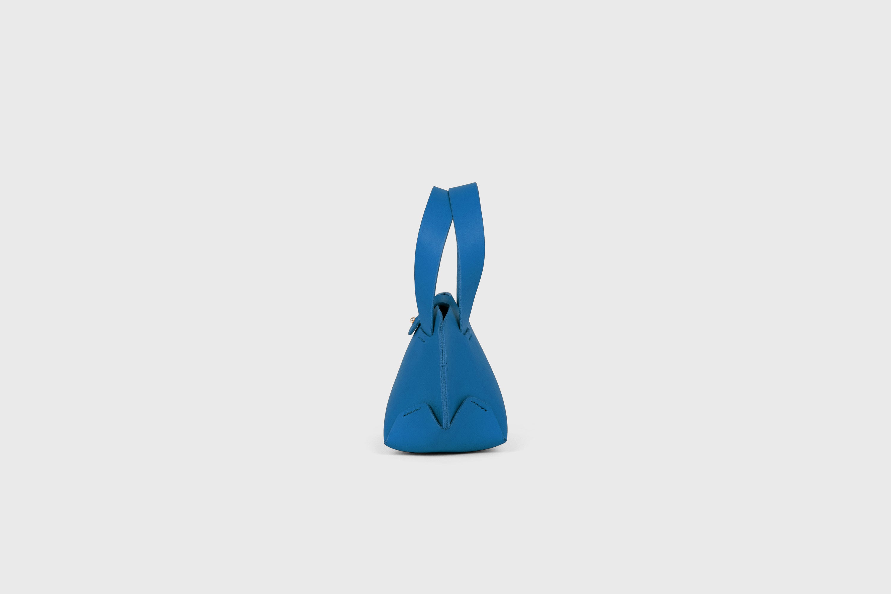 Nano Tote Bag In Royal Blue Color In Vegetable Tanned Leather Minimalistic Design Atelier Madre Manuel Dreesmann Barcelona Spain