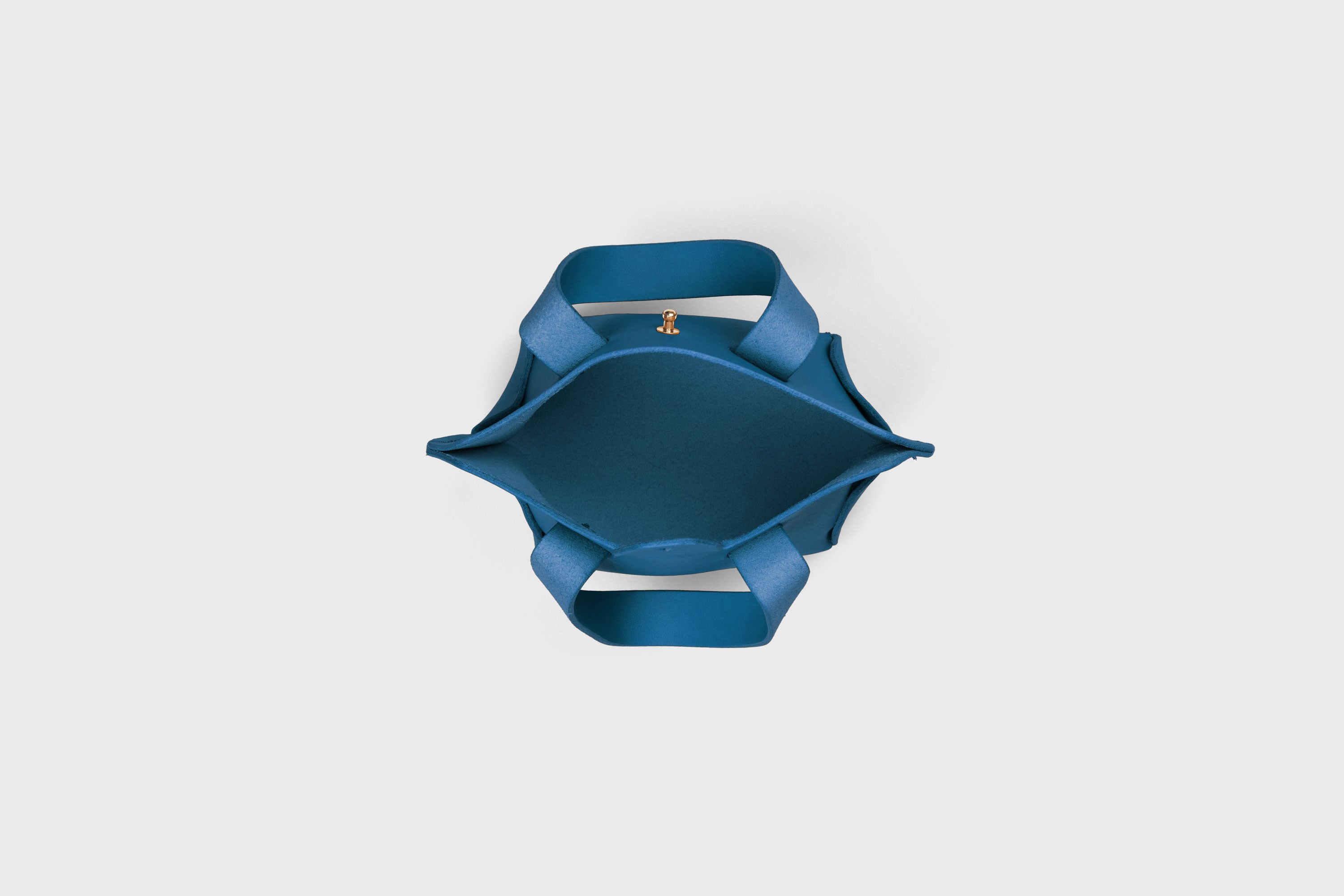 Nano Tote Bag In Royal Blue Color In Vegetable Tanned Leather Minimalistic Design Atelier Madre Manuel Dreesmann Barcelona Spain