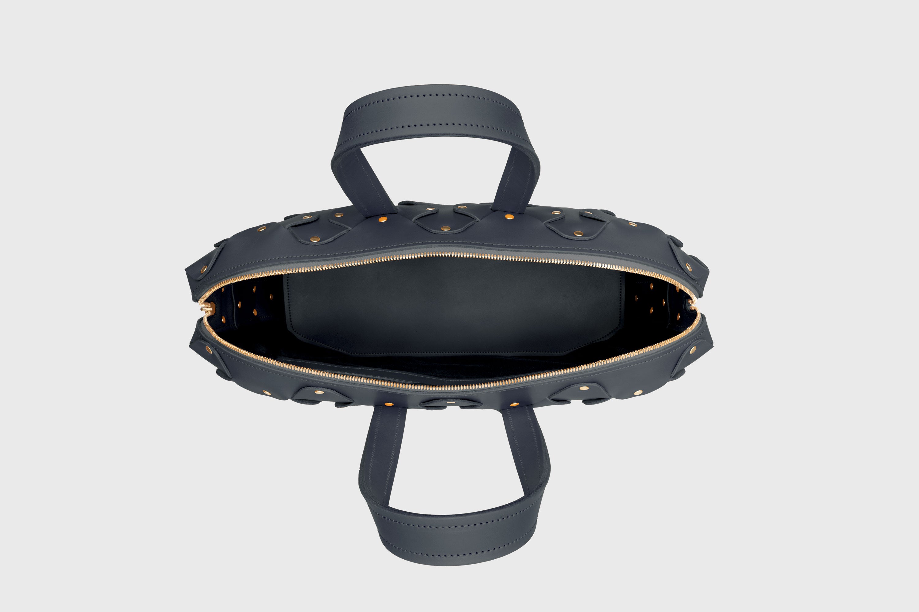 Nauto Leather Bag Marine Blue Color Vegetable Tanned Full Grain Spain Brass Rivets Design Minimalist Modern Big Travel Zipper Office Handbag Atelier Madre Manuel Dreesmann Barcelona