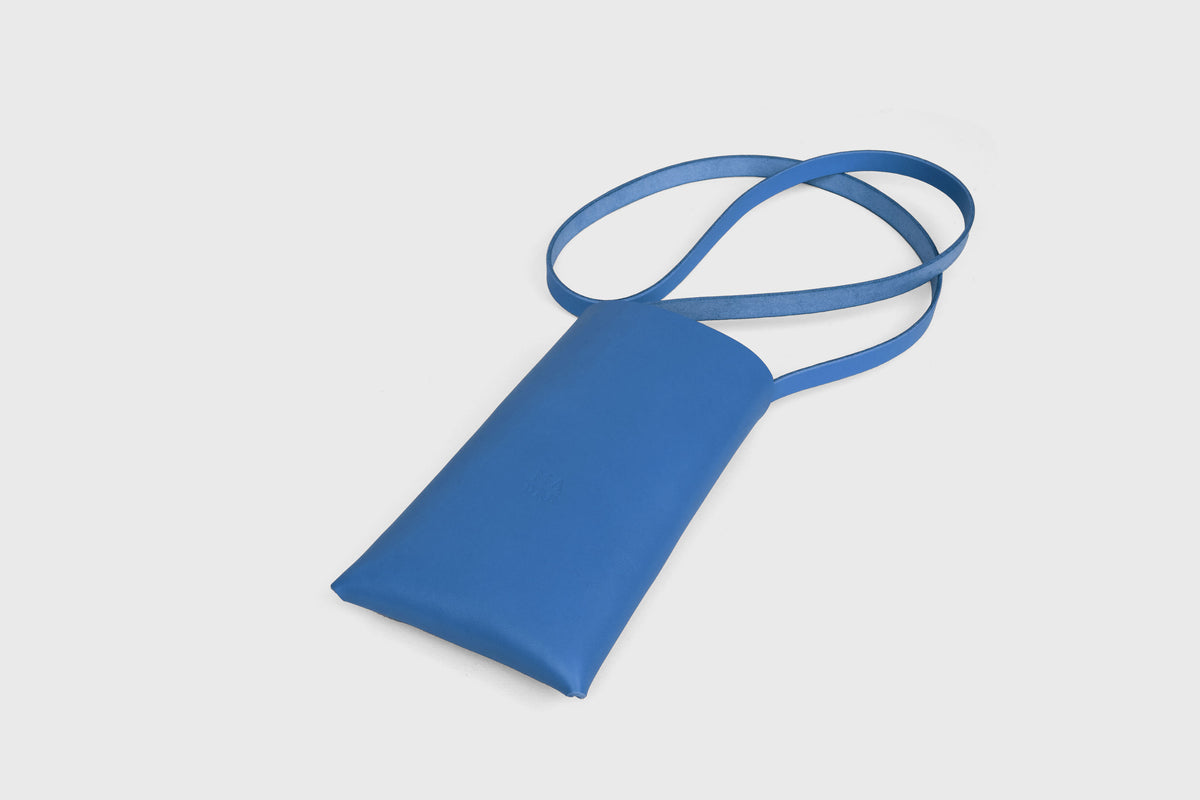Neck pouch wide royal blue leather atelier madre manuel dreesmann barcelona spain 3