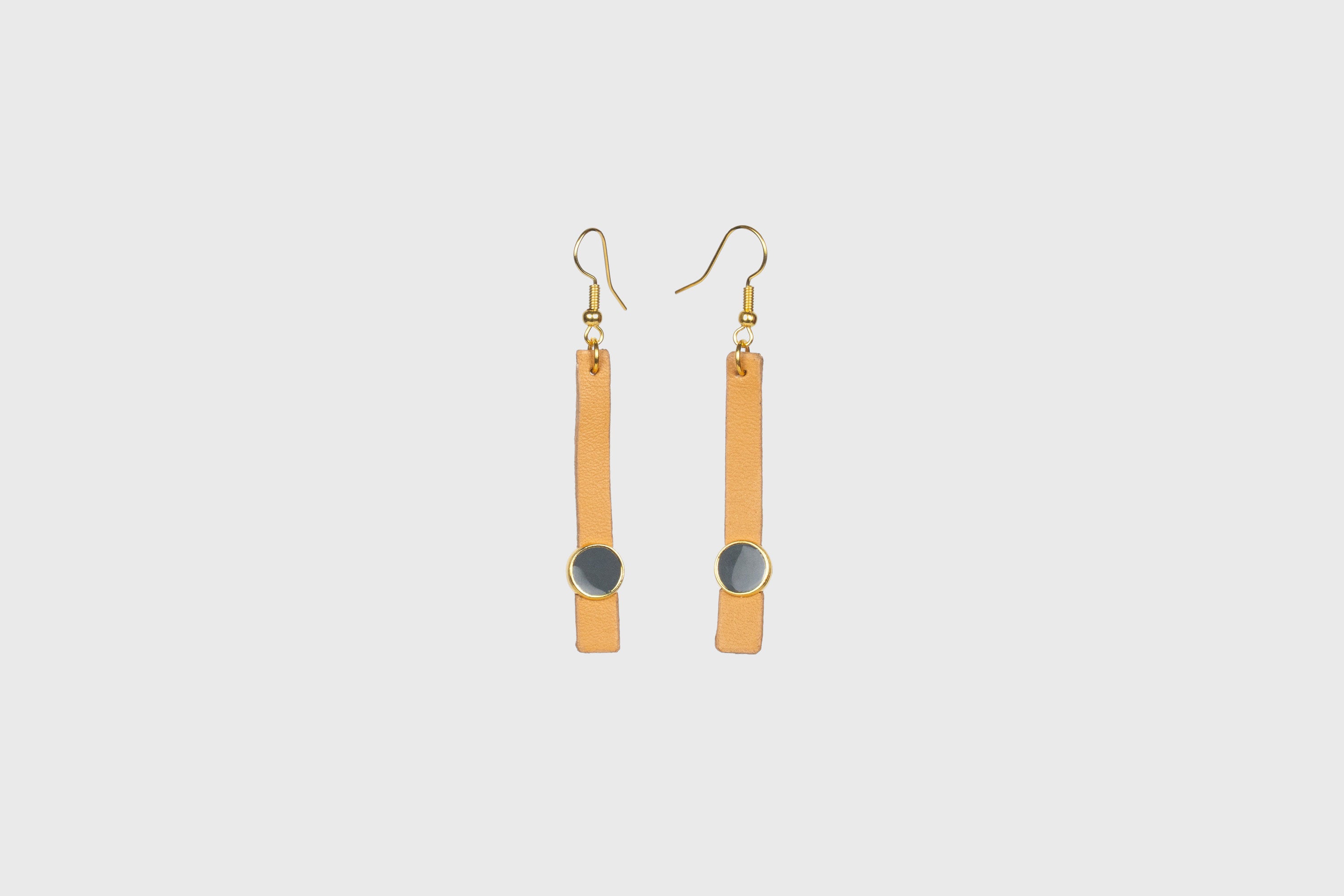 Nuria Earrings In Brown Color Vegetable Tanned Leather Gold Brass Hook Minimalistic Design Atelier Madre Manuel Dreesmann Barcelona Spain