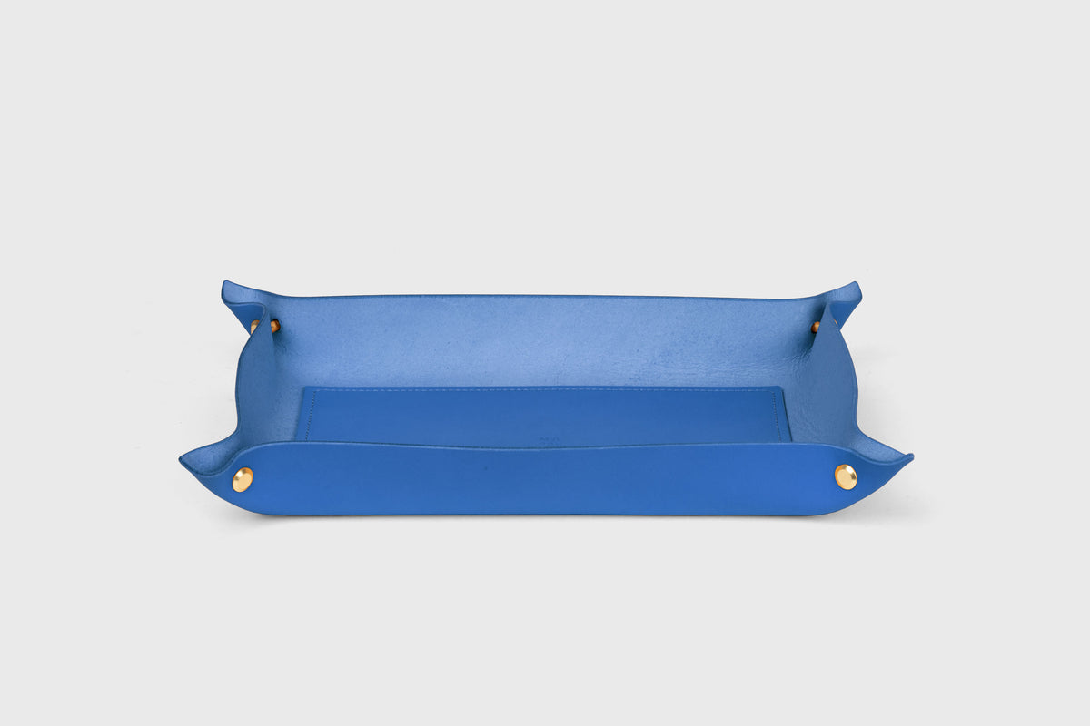 Pablo Leather Tray Large Size Royal Blue Color Minimalistic Design Atelier Madre Manuel Dreesmann Barcelona Spain 2