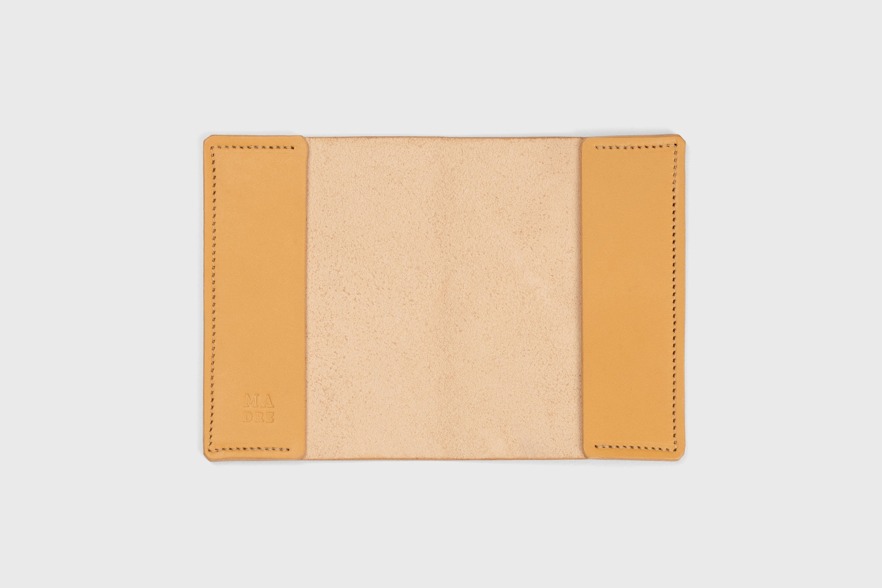 Passport Cover Holder Leather Brown Leather Sleeve Case Minimalistic Design Modern Premium Quality Handcraft Vegetable Tanned Leather Manuel Dreesmann Atelier Madre Barcelona Spain