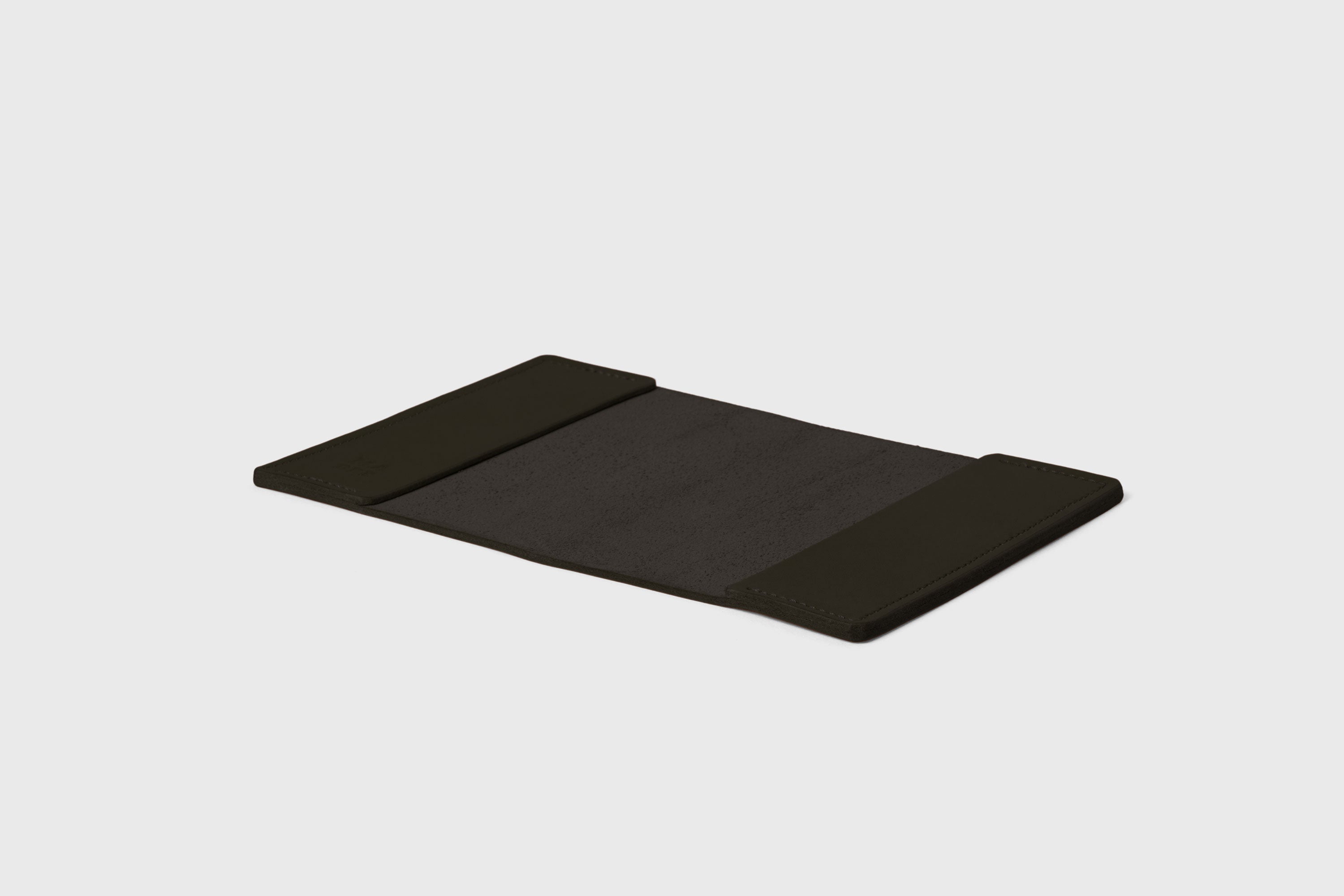 Passport Cover Holder Leather Olive Green Color Leather Sleeve Case Minimalistic Design Modern Premium Quality Handcraft Vegetable Tanned Leather Manuel Dreesmann Atelier Madre Barcelona Spain