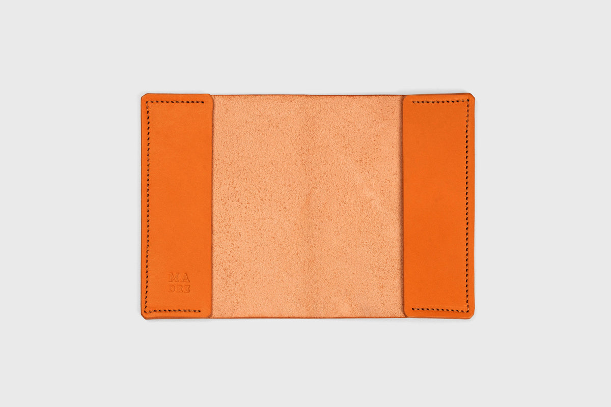 Passport Cover Leather Orange Colour Leather Vegetable Tanned Modern Minimal Design Premium Quality Atelier Madre Manuel Dreesmann Barcelona 1