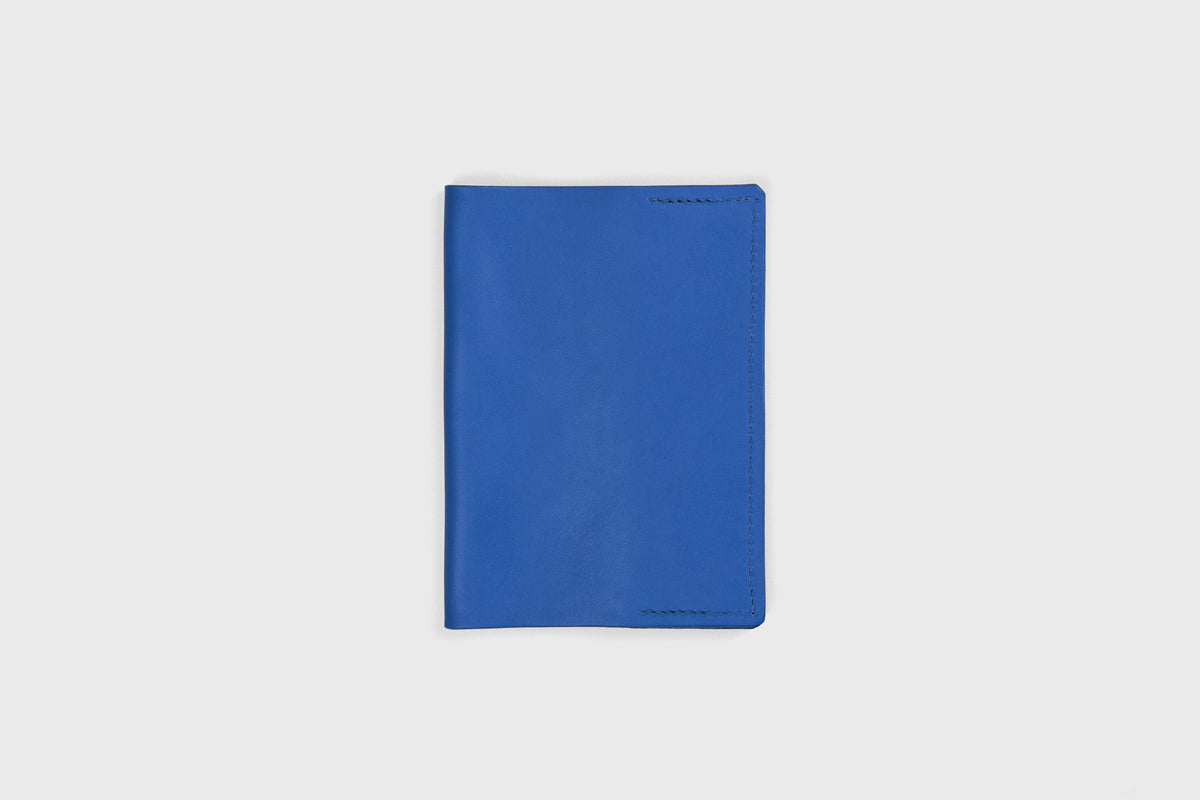 Passport Cover Leather Royal Blue Colour Leather Vegetable Tanned Modern Minimal Design Premium Quality Atelier Madre Manuel Dreesmann Barcelona 2
