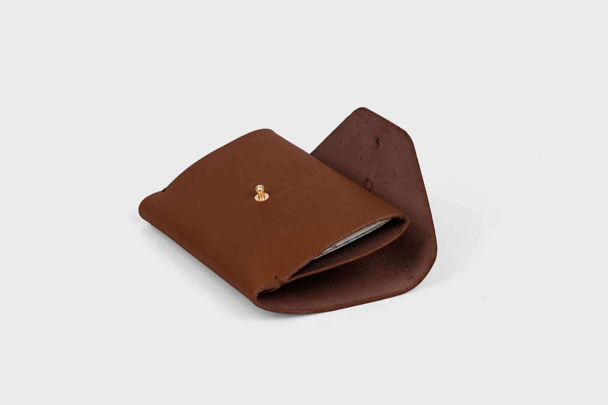 Passport Holder Dark Brown Leather Atelier Madre Manuel Dreesmann Barcelona Spain 5