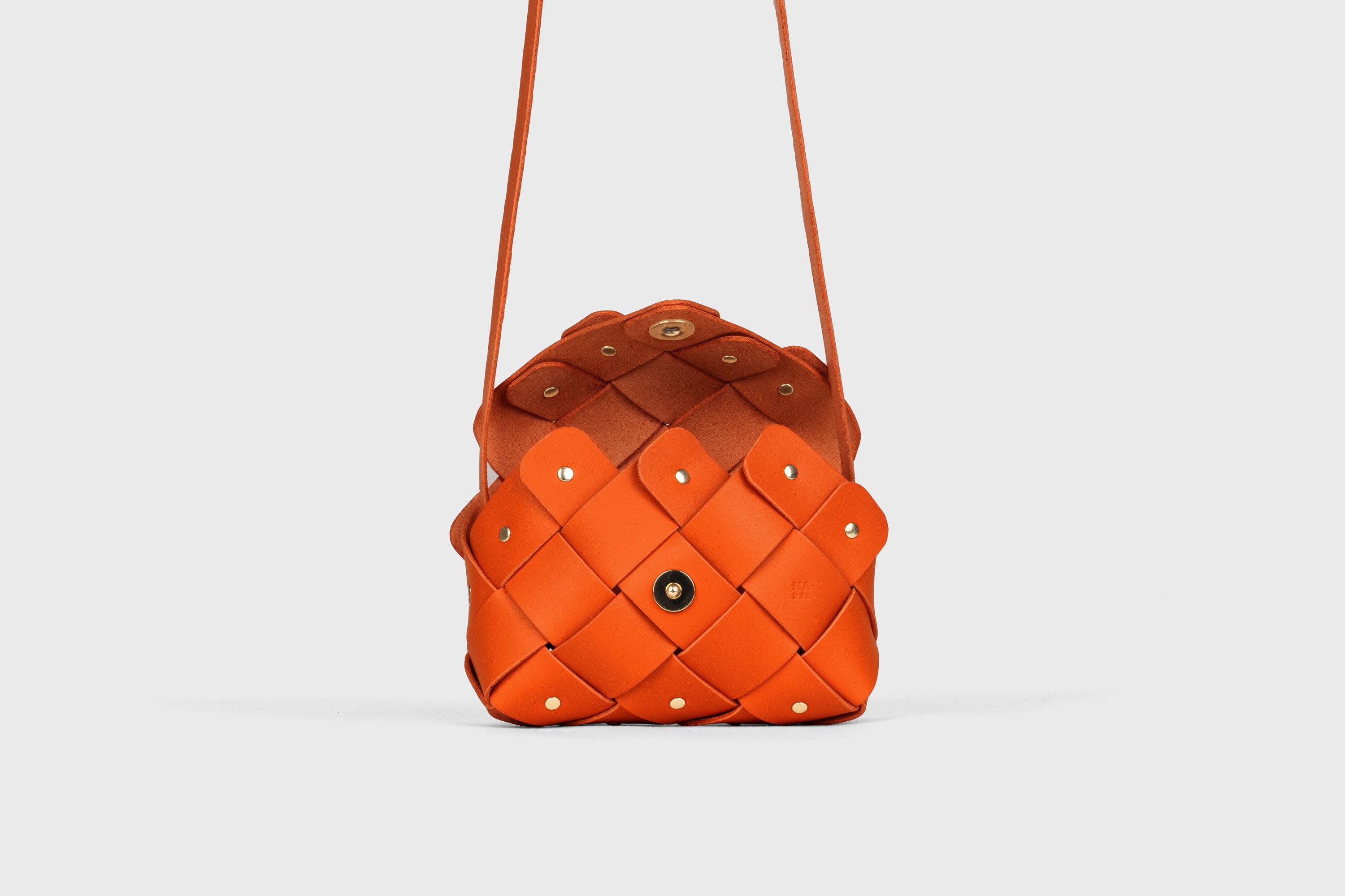 Pine Flap Bag Small In Orange Color In Vegetable Tanned Leather Woven Design Atelier Madre Manuel Dreesmann Barcelona Spain