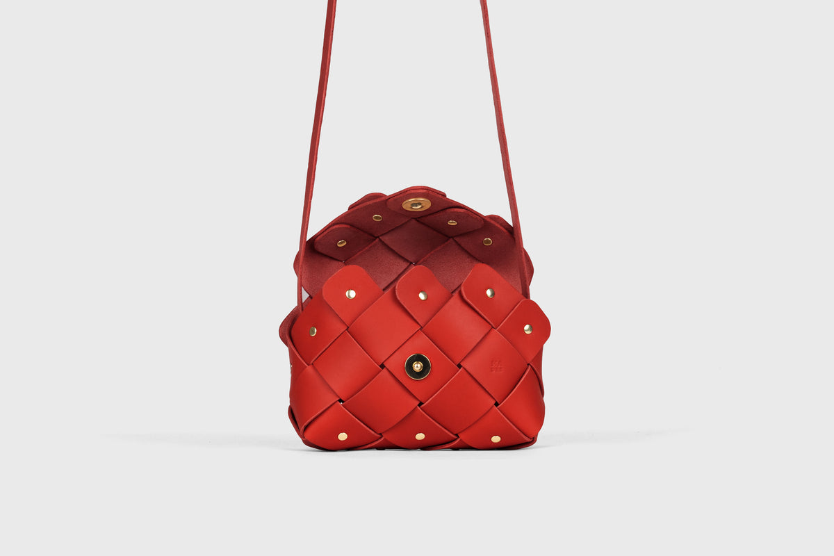 Pine Flap Bag Small Red Leather Atelier Madre Manuel Dreesmann Barcelona Spain 3