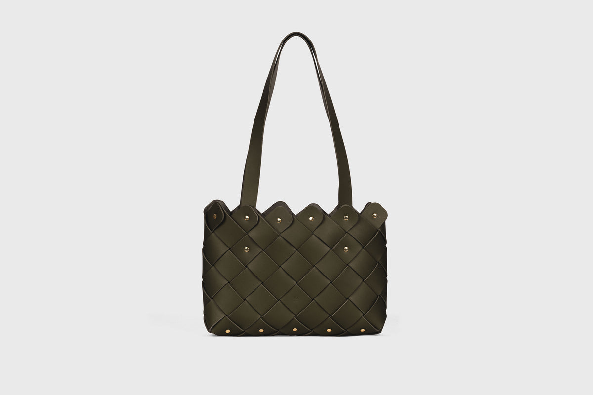 Pine Medium Tote Bag Olive Green Leather Atelier Madre Manuel Dreesmann Barcelona Spain 1