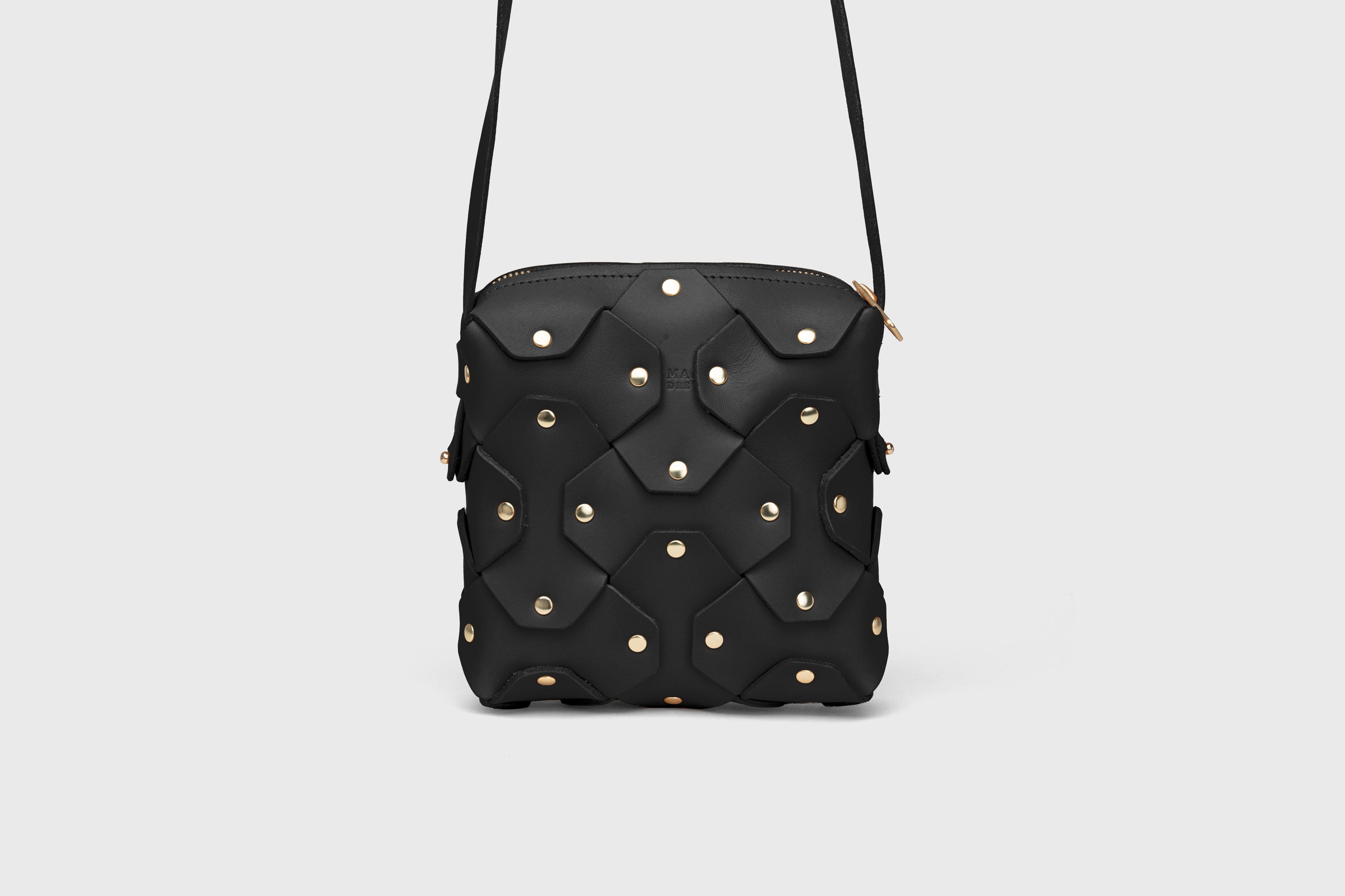 Rivet Bag Squared Black Color Leather Minimalist Modern Design Premium Quality Atelier Madre Manuel Dreesmann Barcelona