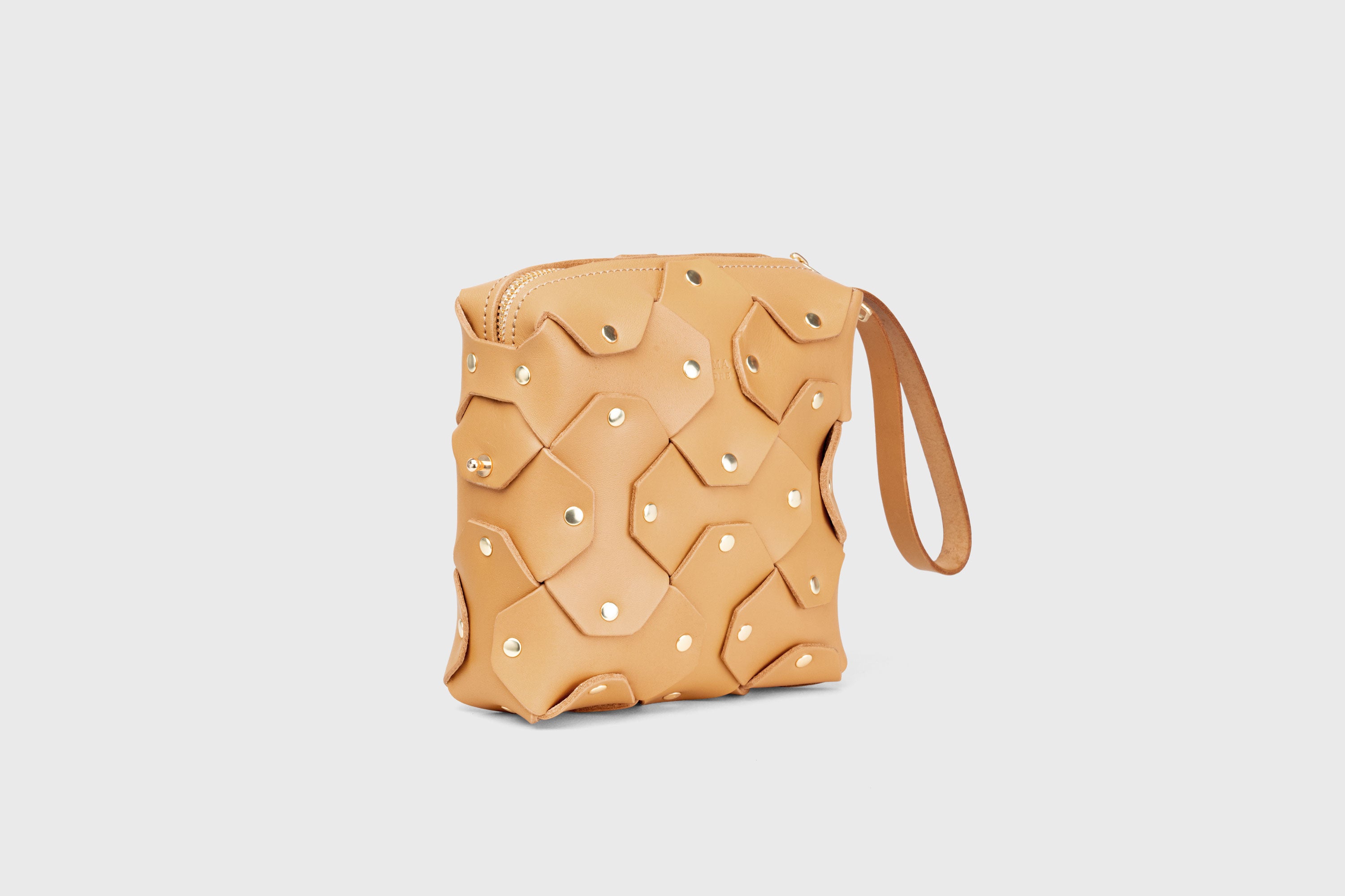 Rivet Bag Squared Brown Color Leather Bag Minimalist Modern Design Premium Quality Atelier Madre Manuel Dreesmann Barcelona