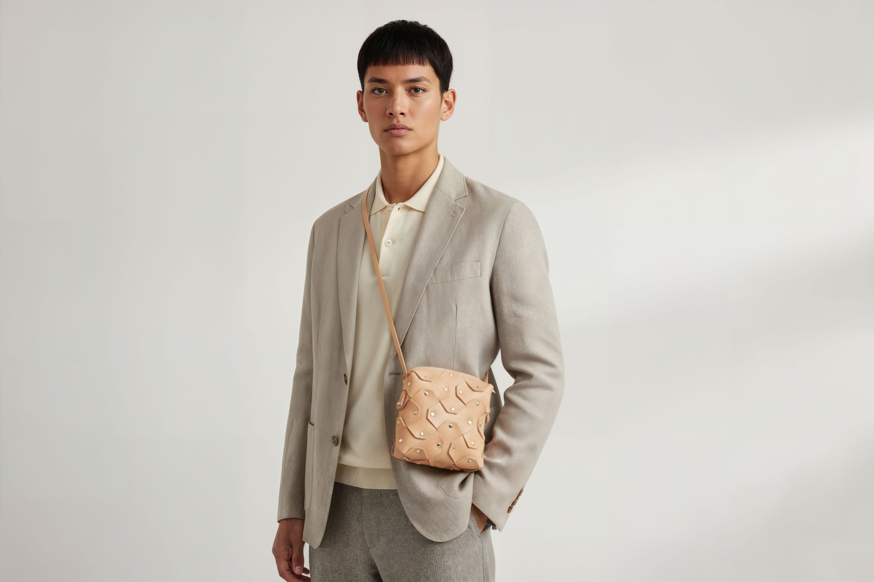 Rivet Bag Squared Natural Colour Leather On A Man Model Bag Minimalist Modern Design Premium Quality Atelier Madre Manuel Dreesmann Barcelona