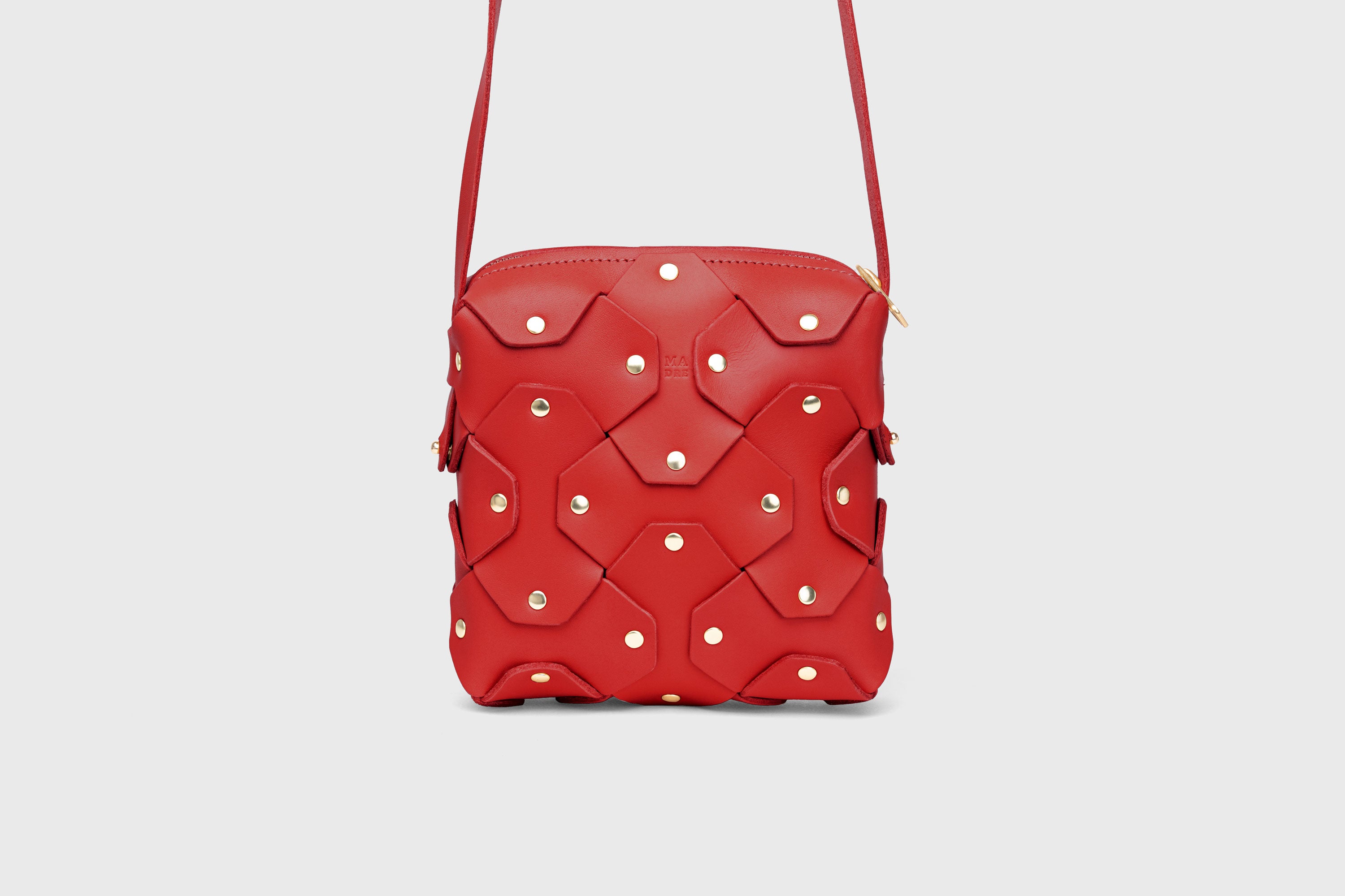 Rivet Bag Squared Red Colour Leather Bag Minimalist Modern Design Premium Quality Atelier Madre Manuel Dreesmann Barcelona