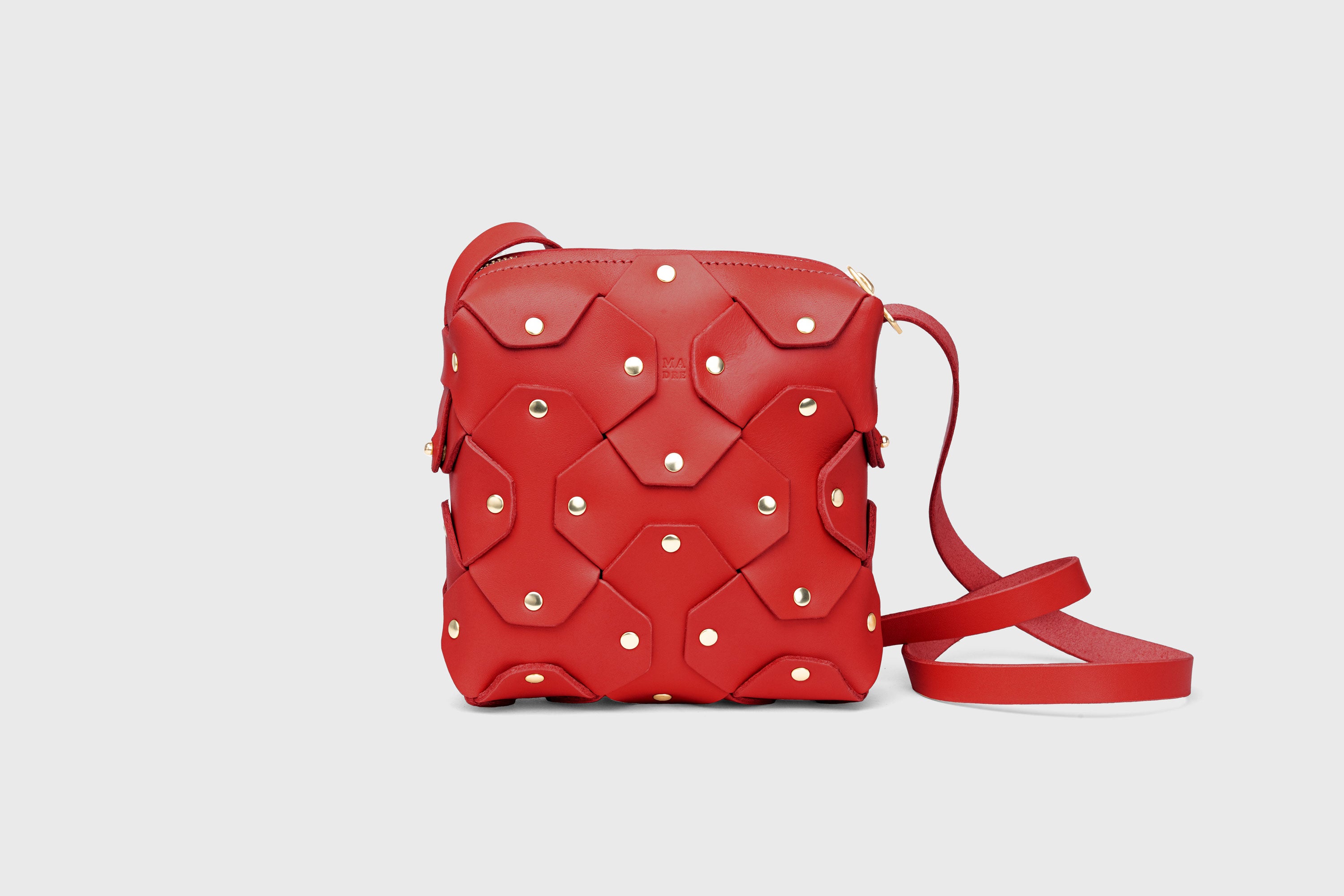Rivet Bag Squared Red Colour Leather Bag Minimalist Modern Design Premium Quality Atelier Madre Manuel Dreesmann Barcelona
