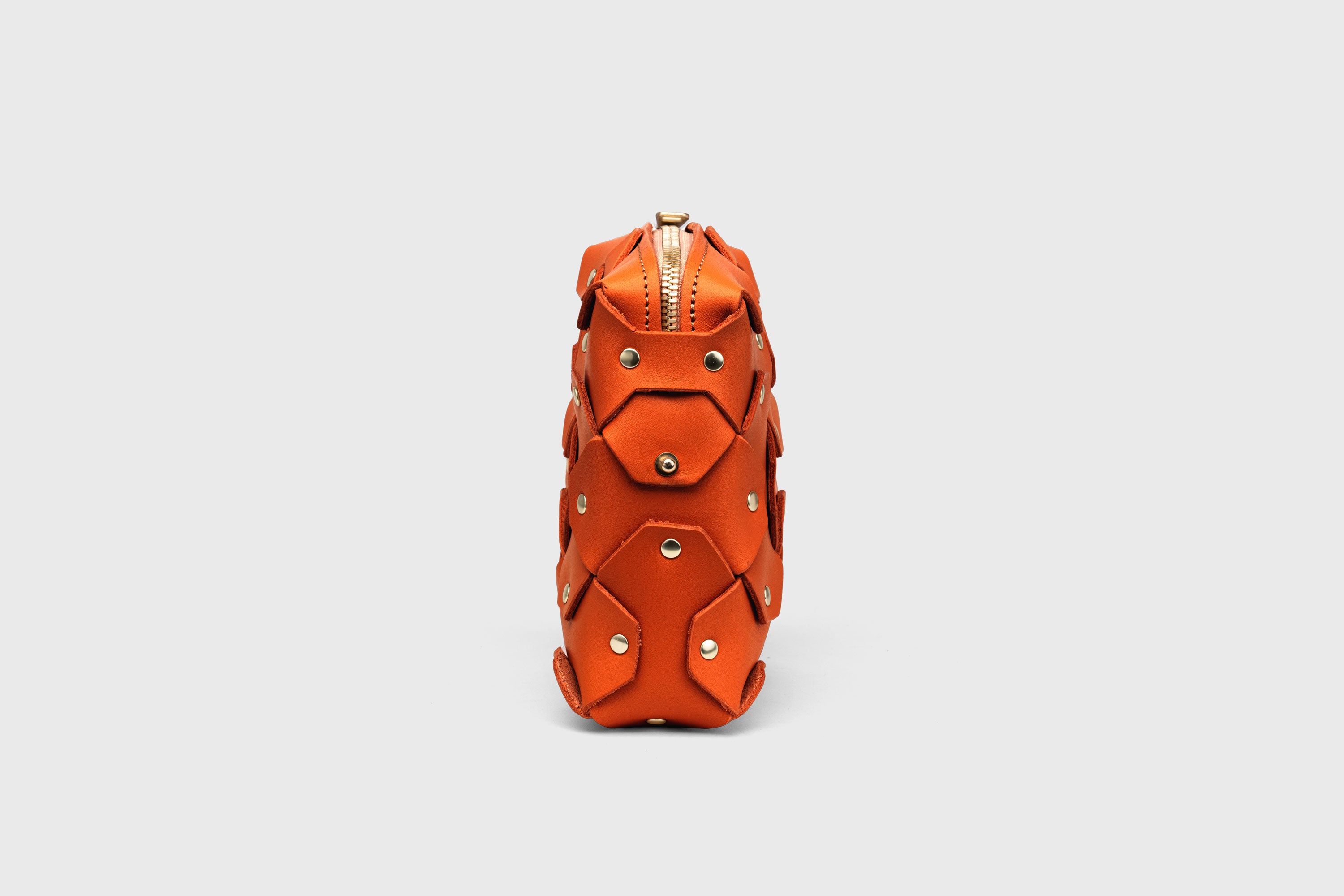 Rivet Bag Squared Orange Color Leather Minimalist Modern Design Premium Quality Atelier Madre Manuel Dreesmann Barcelona