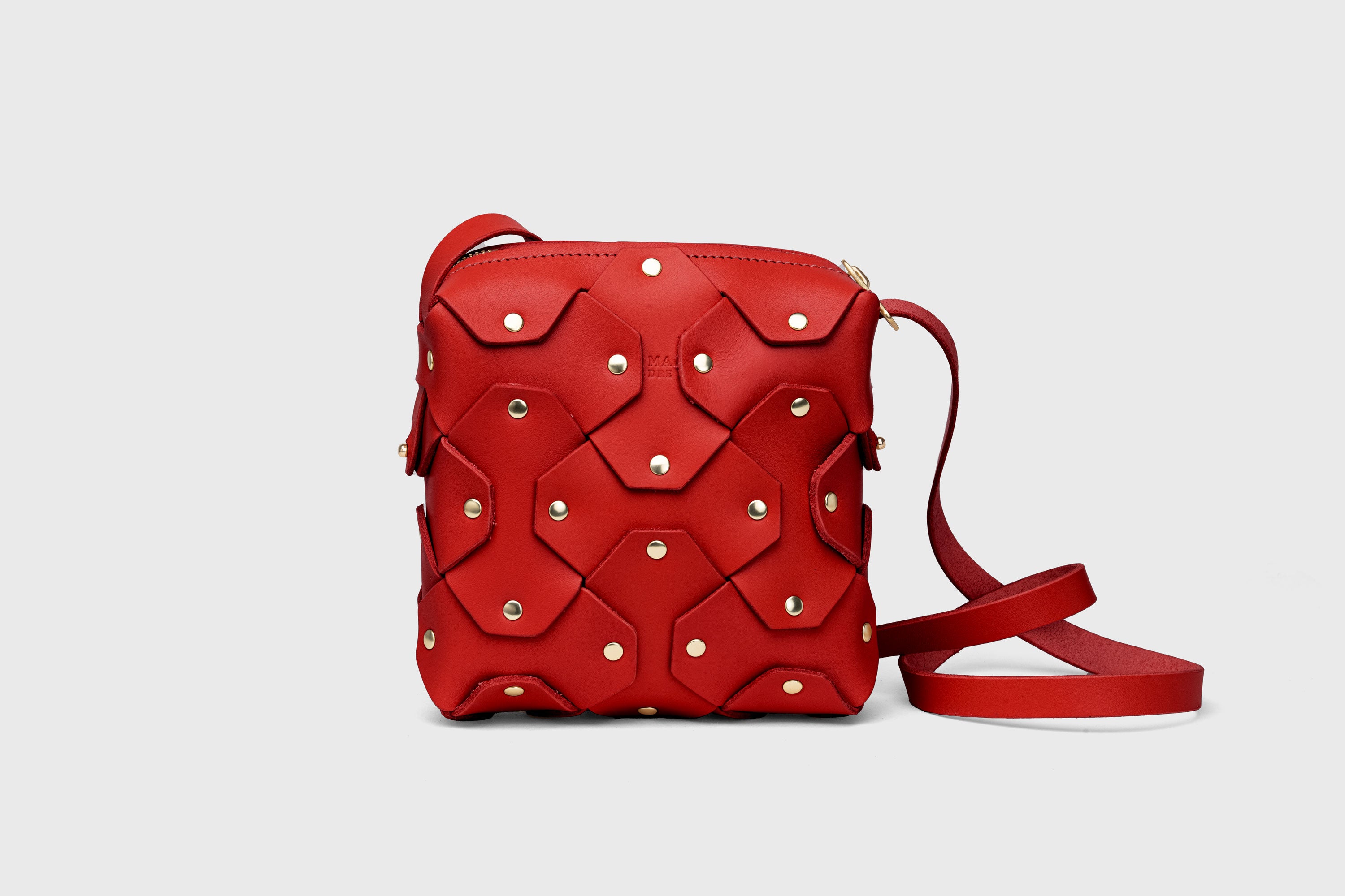 Rivet Bag Squared Red Color Leather Minimalist Modern Design Premium Quality Atelier Madre Manuel Dreesmann Barcelona