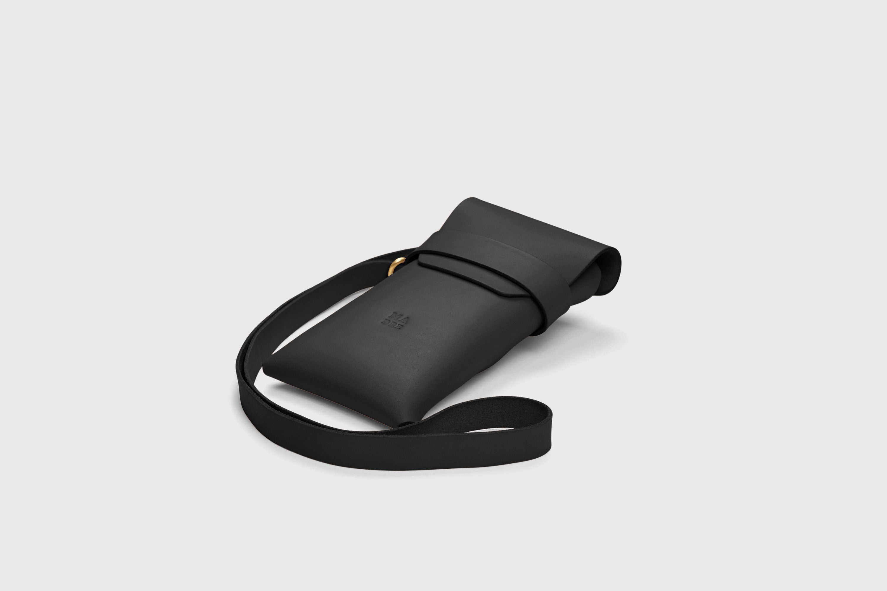 Sling Bag Pouch Leather Black Color Crossbody Premium Quality Modern Minimalist Independent Designer Atelier Madre Manuel Dreesmann Barcelona Spain
