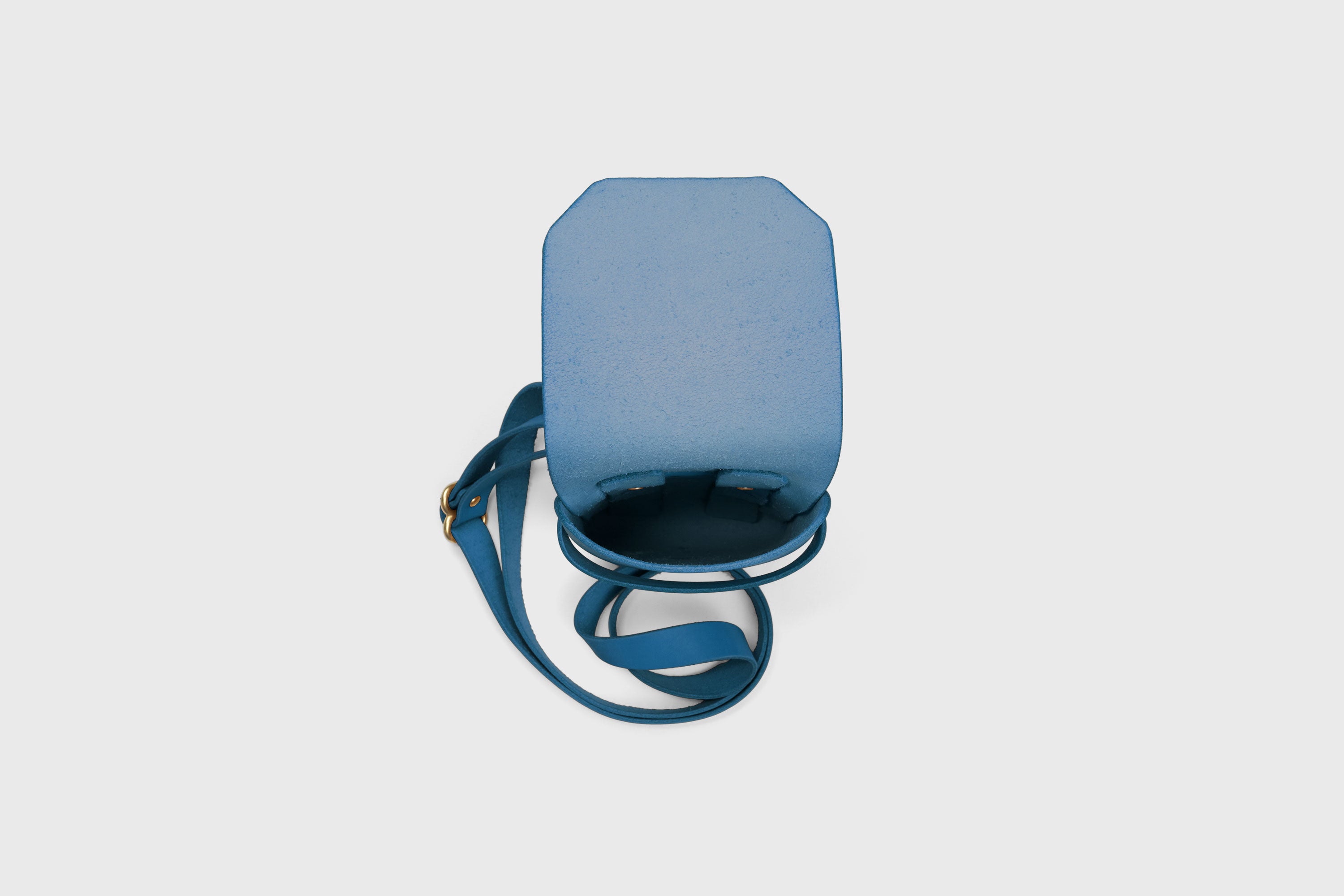 Sling Bag Pouch Leather Royal Blue Color Crossbody Premium Quality Modern Minimalist Independent Designer Atelier Madre Manuel Dreesmann Barcelona Spain