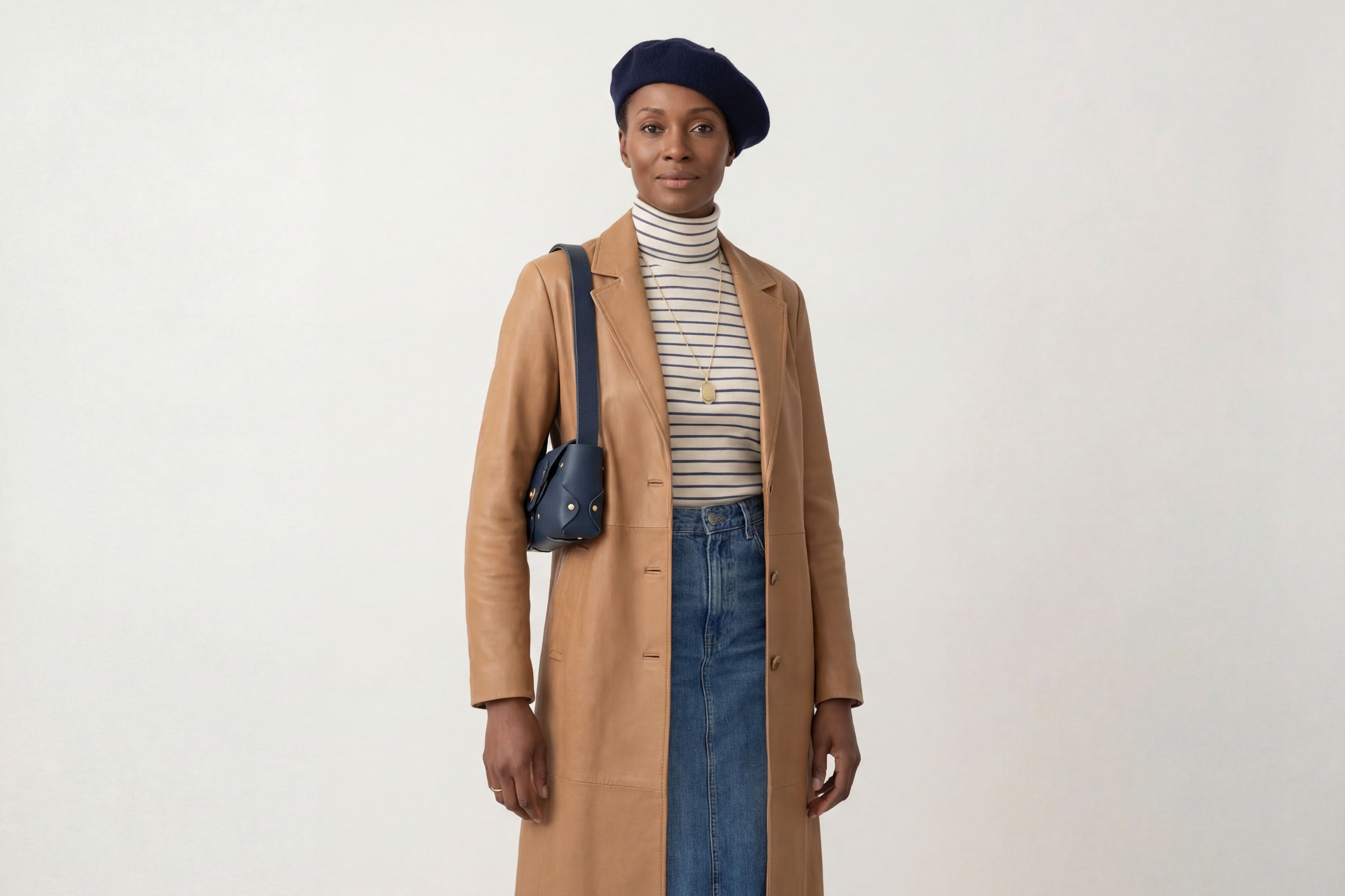 Tamara Bag Marine Blue Color On A Woman Model Leather Vegetable Tanned Leather Minimalist Modern Design Rivets Brass Premium Shoulderbag Atelier Madre Manuel Dreesmann Barcelona Spain