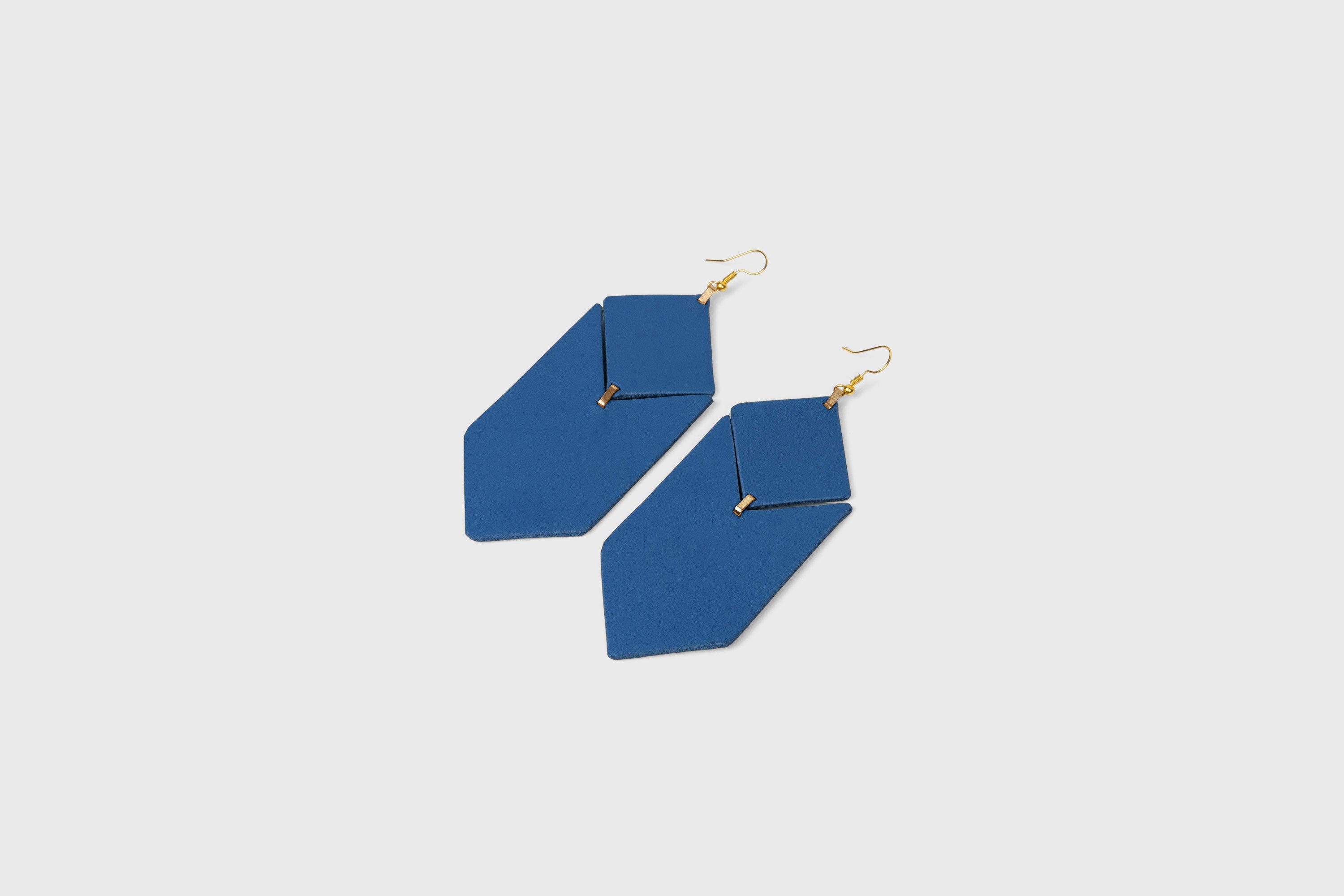 Tess Earrings Leather In Royal Blue Color Vegetable Tanned Leather Minimalistic Design Atelier Madre Manuel Dreesmann Barcelona Spain