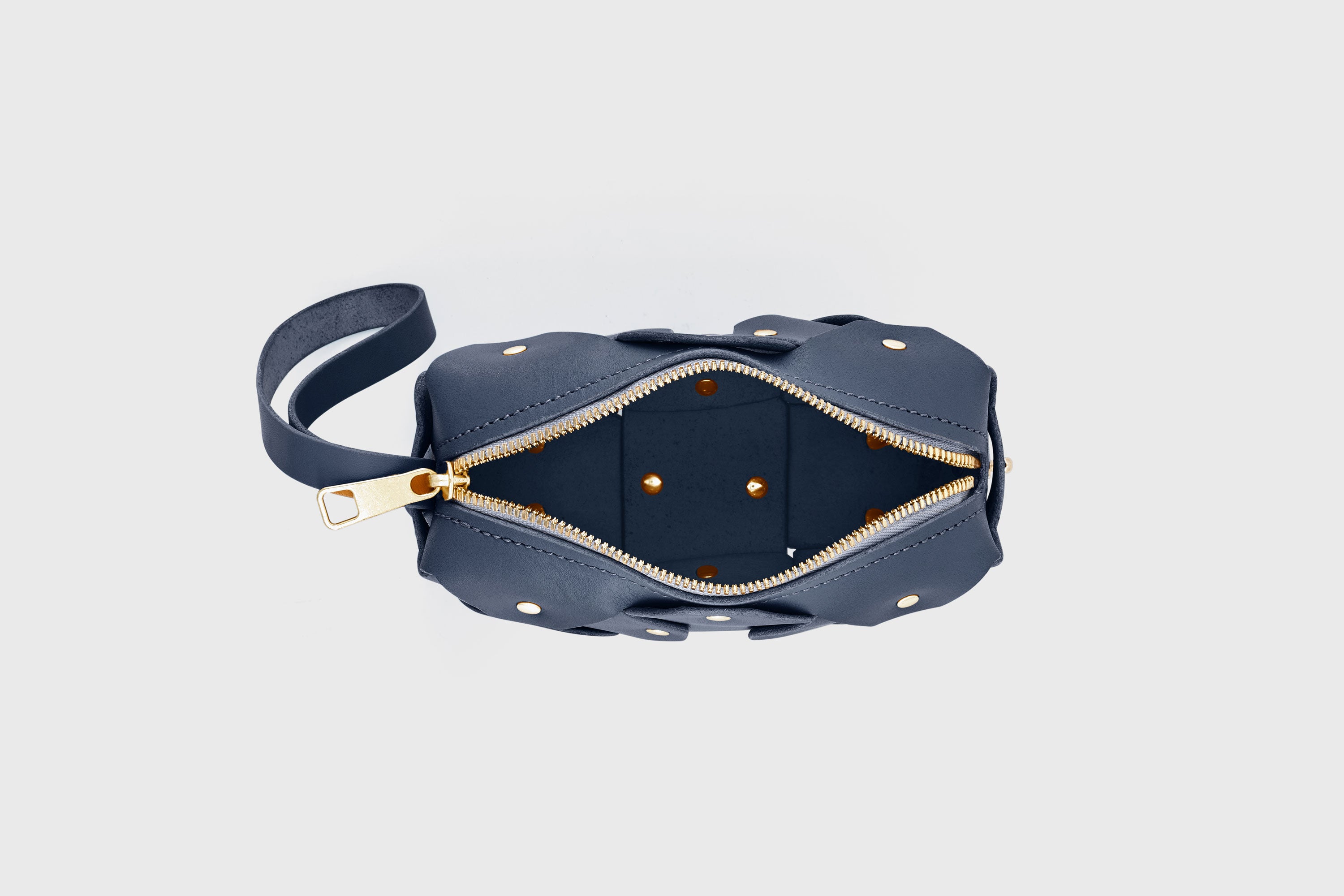 Rivet Bag Small Leather Marine Blue Color Clutch Crossbody Shoulder Detachable Full Brass Vegetable Tanned Full Grain Leather High Quality Modern Minimalistic Design Atelier Madre Manuel Dreesmann Barcelona Spain