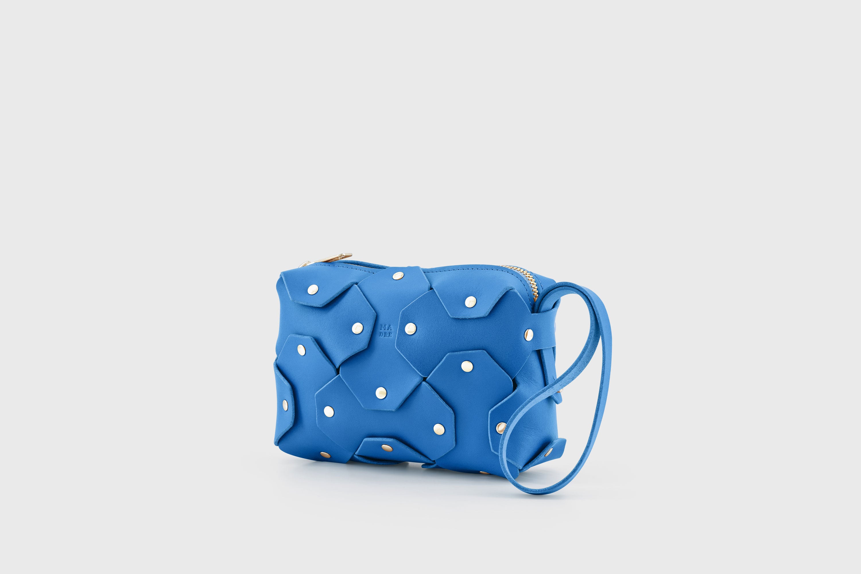 Rivet Bag Small Leather Royal Blue Color Clutch Crossbody Shoulder Detachable Full Brass Vegetable Tanned Full Grain Leather High Quality Modern Minimalistic Design Atelier Madre Manuel Dreesmann Barcelona Spain