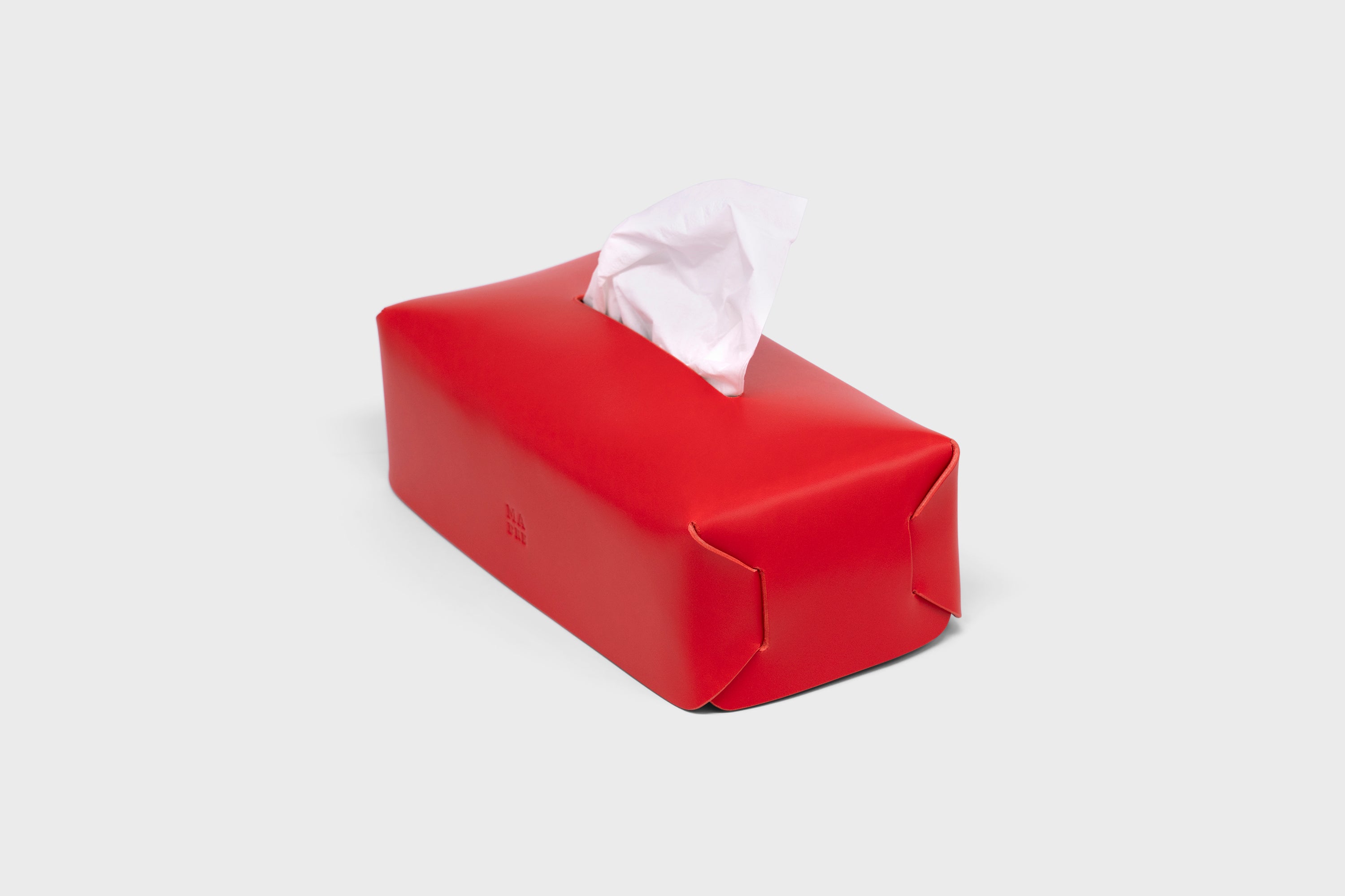 Tissue Box Cover Leather Red Handmade Premium Design Minimalist Modern Atelier Madre Manuel Dreesmann Barcelona Spain