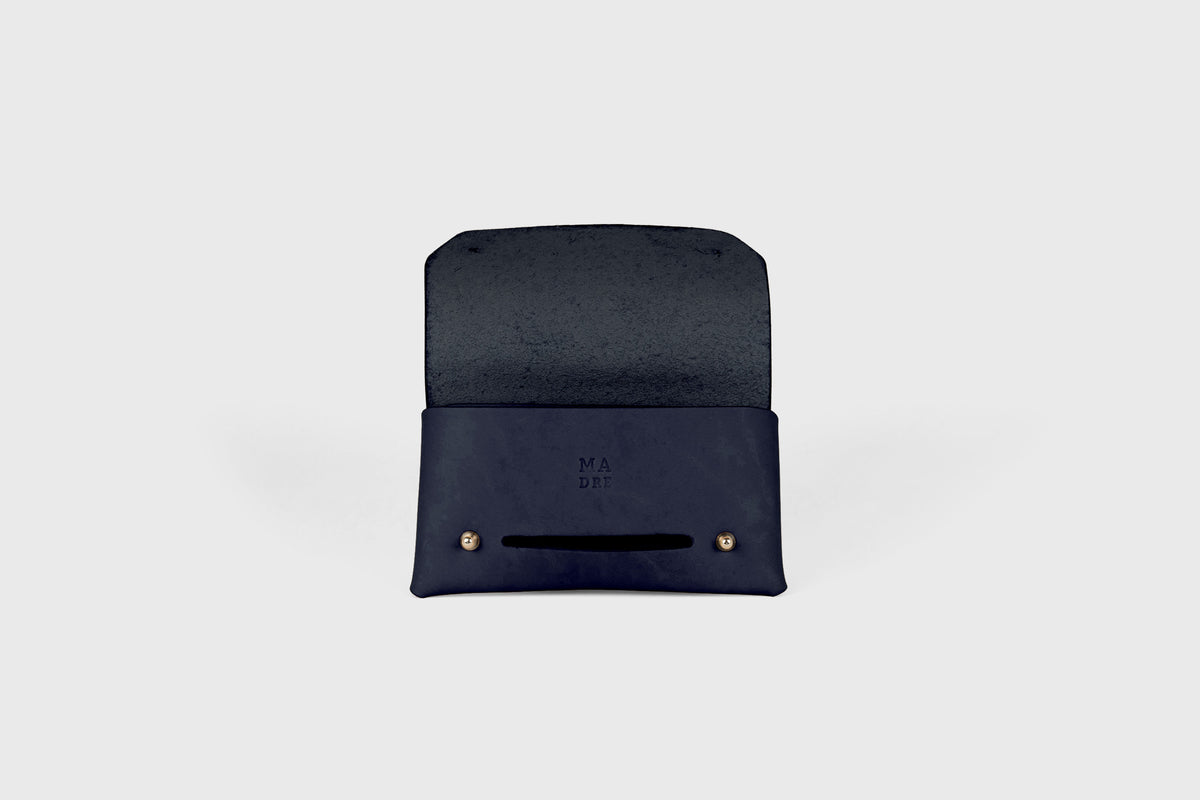 Tobacco Pouch Leather Marine Blue Colour Minimalist Atelier Madre Manuel Dreesmann Barcelona Spain 4