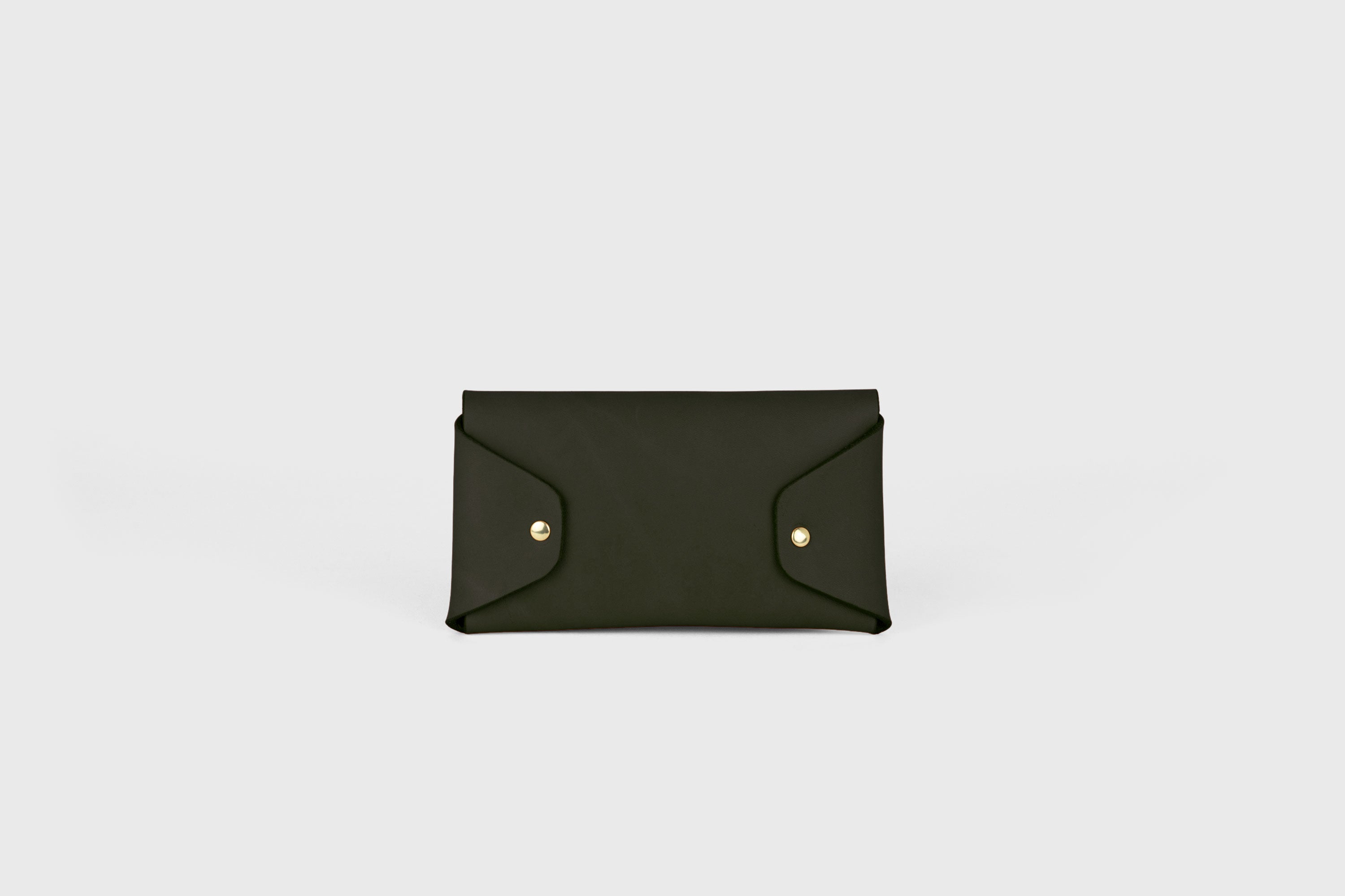 Tobacco Pouch Premium Leather Olive Green Color Minimalist Design Atelier Madre Manuel Dreesmann Barcelona Spain