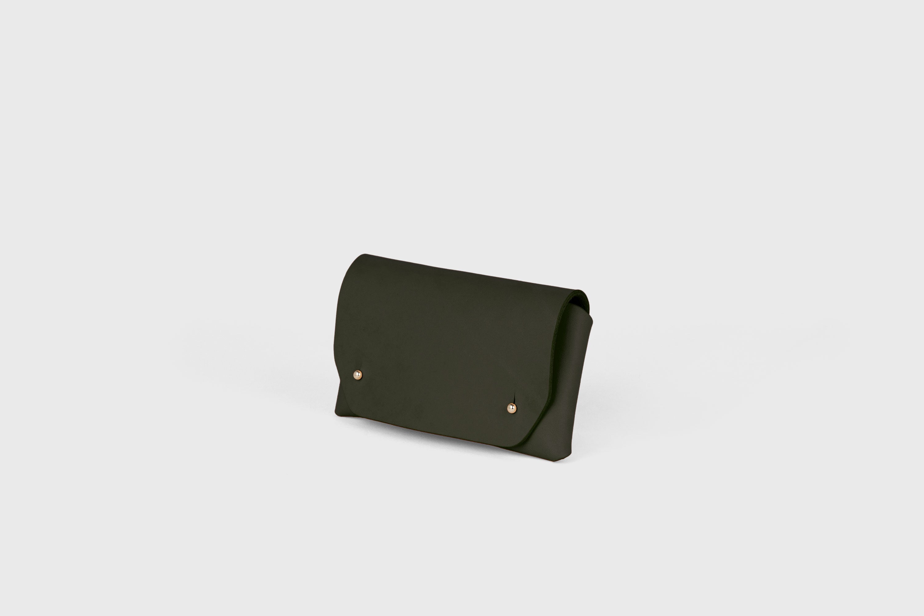Tobacco Pouch Premium Leather Olive Green Color Minimalist Design Atelier Madre Manuel Dreesmann Barcelona Spain