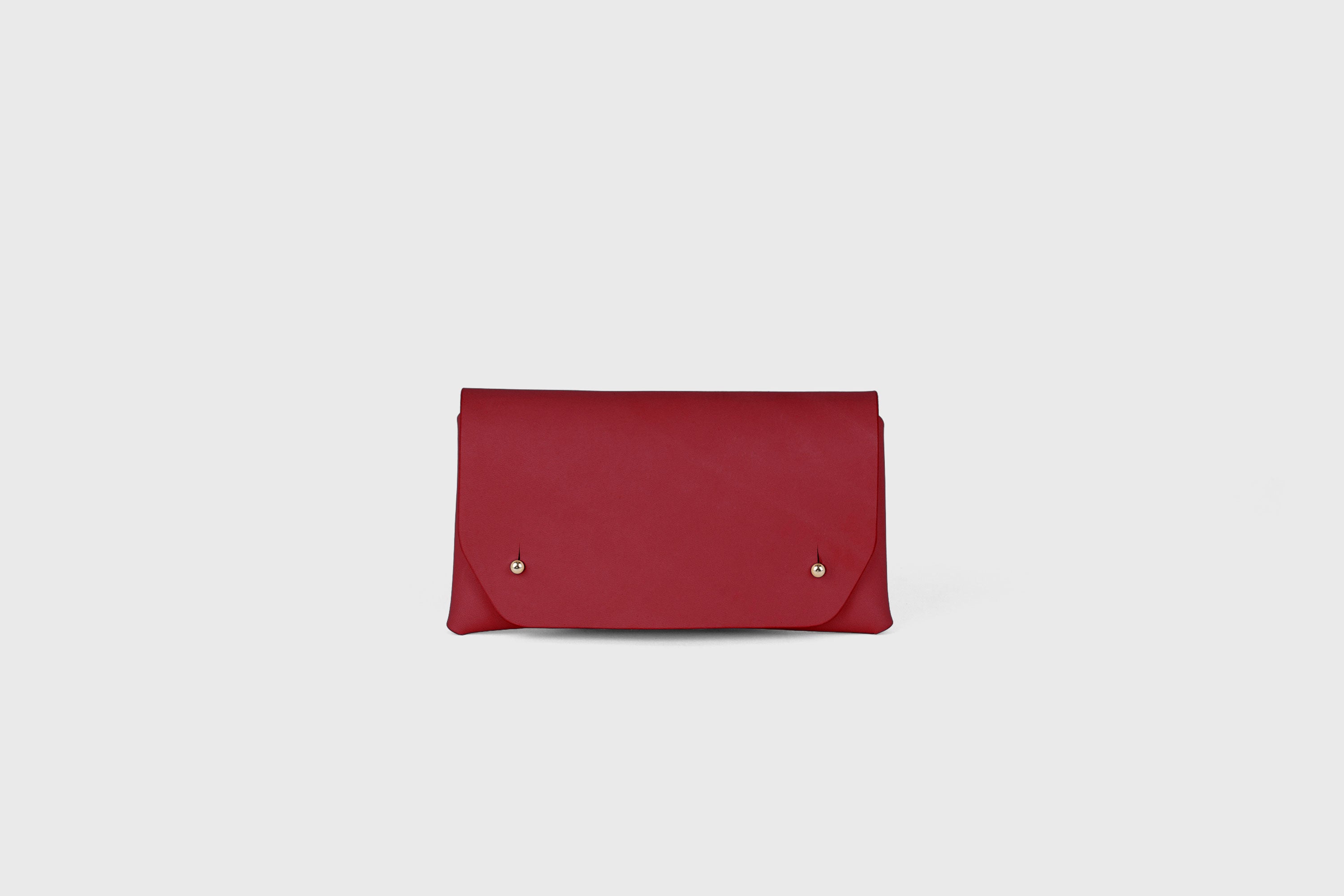 Tobacco Pouch Premium Leather Red Color Minimalist Design Atelier Madre Manuel Dreesmann Barcelona Spain