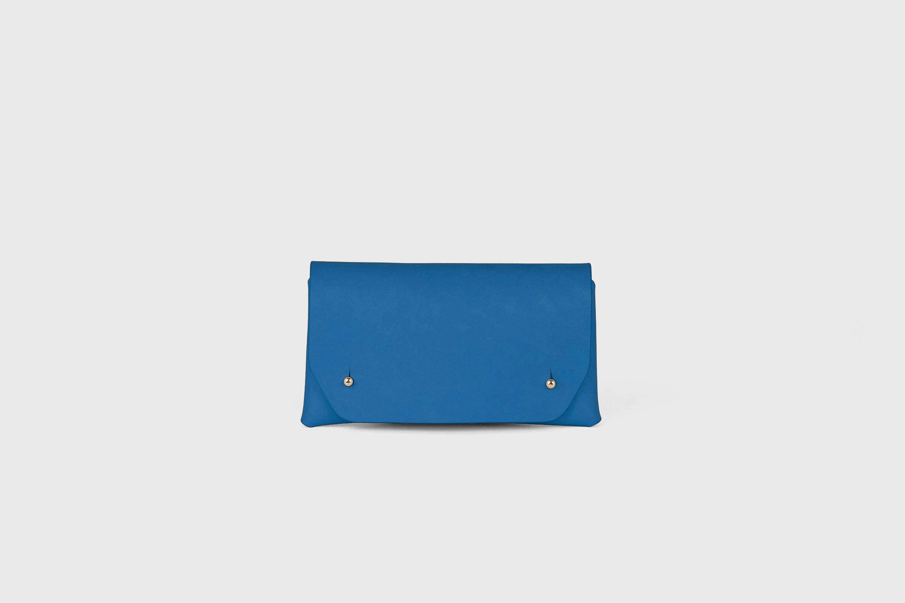Tobacco Pouch Premium Leather Royal Blue Color Minimalist Design Atelier Madre Manuel Dreesmann Barcelona Spain