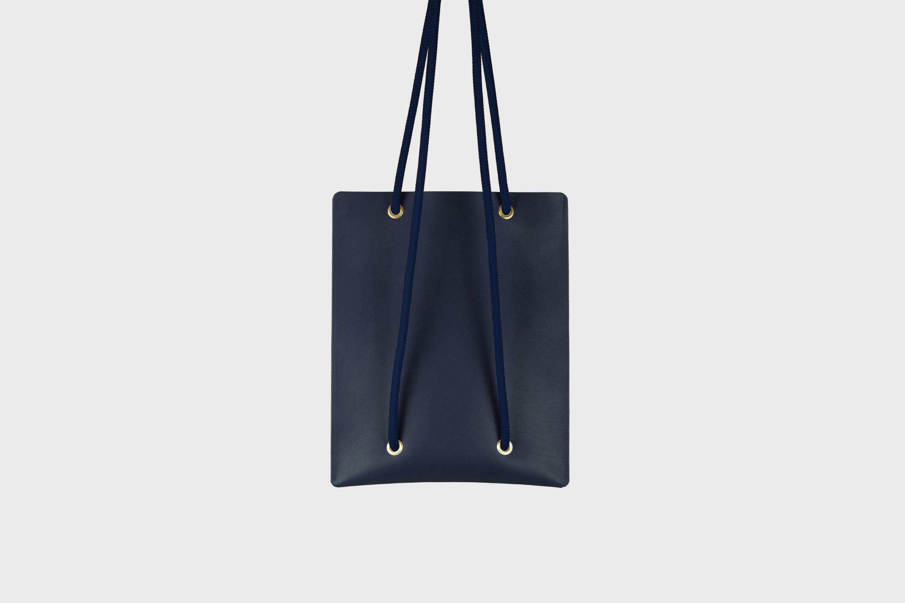 Tote Backpack Premium Leather Marine Blue Color Rope Handles Minimalist Design Atelier Madre Manuel Dreesmann Barcelona Spain