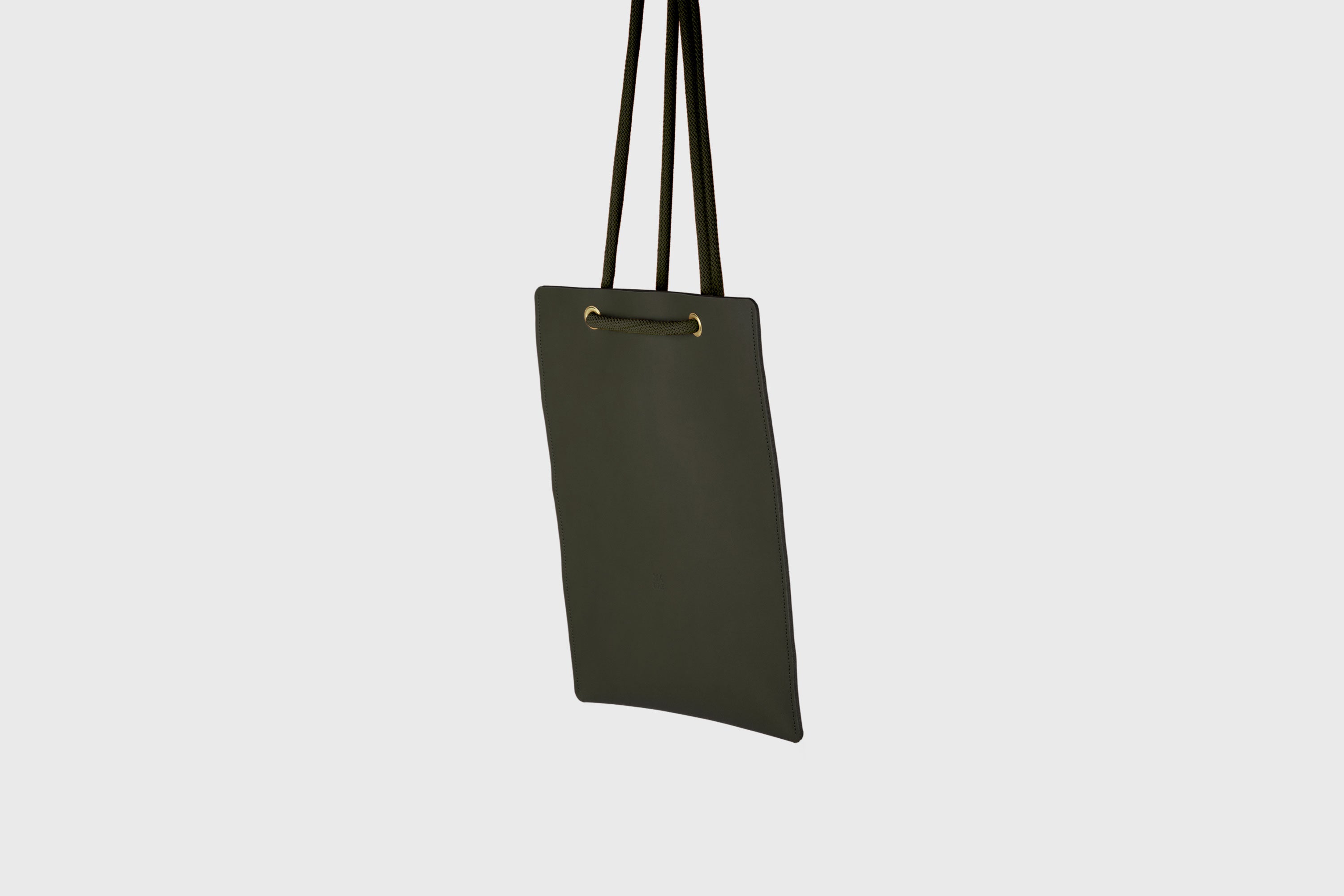 Tote Backpack Premium Leather Olive Green Color Rope Handles Minimalist Design Atelier Madre Manuel Dreesmann Barcelona Spain