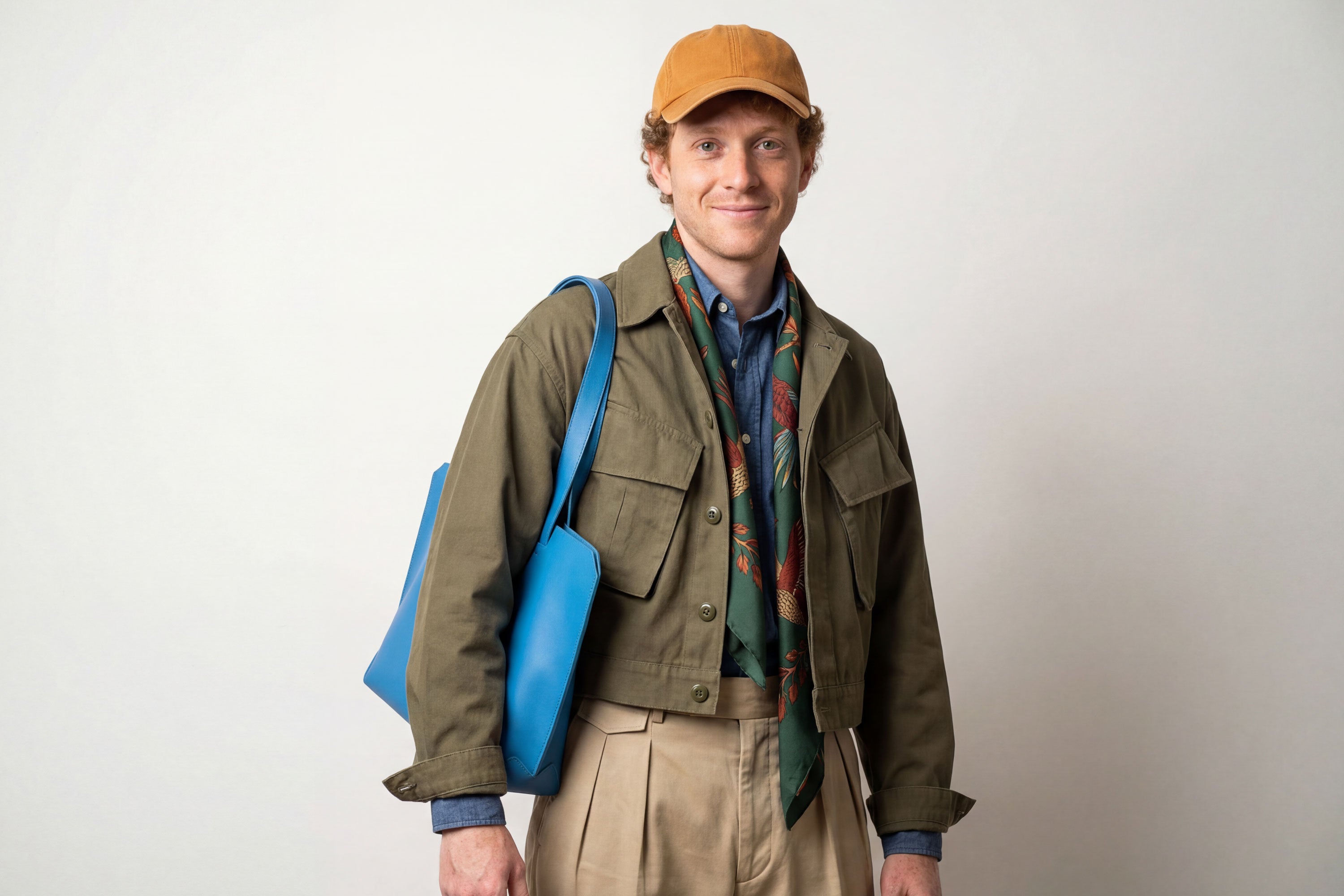 Tote Bag Leather Royal Blue Color On A Man Model Vegetable Tanned Leather Natural Minimalistic Design By Manuel Dreesmann Atelier Madre Barcelona Spain