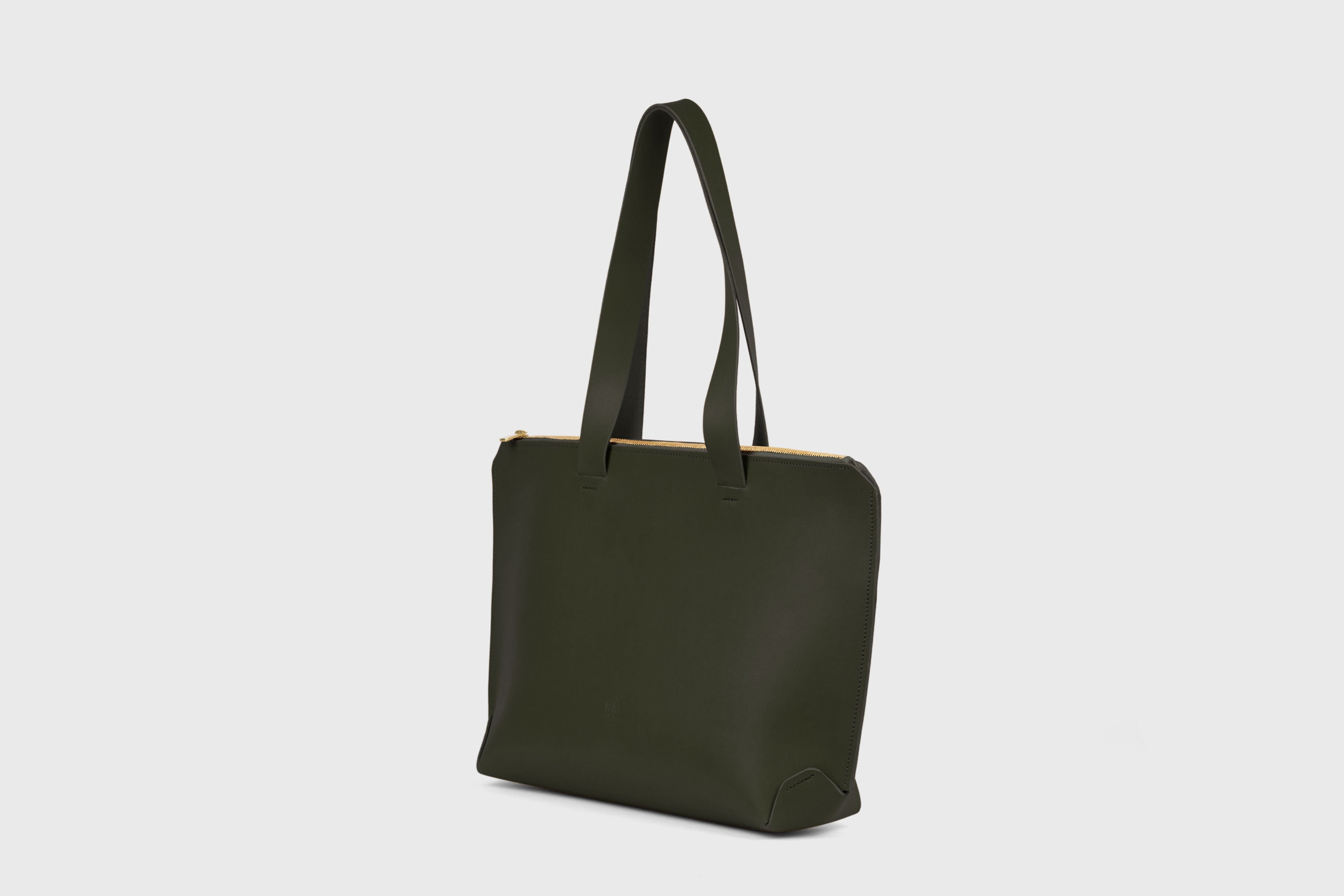 Tote Bag Leather Zipper Olive Green Color Premium Quality Minimalist Design Atelier Madre Manuel Dreesmann Barcelona Spain