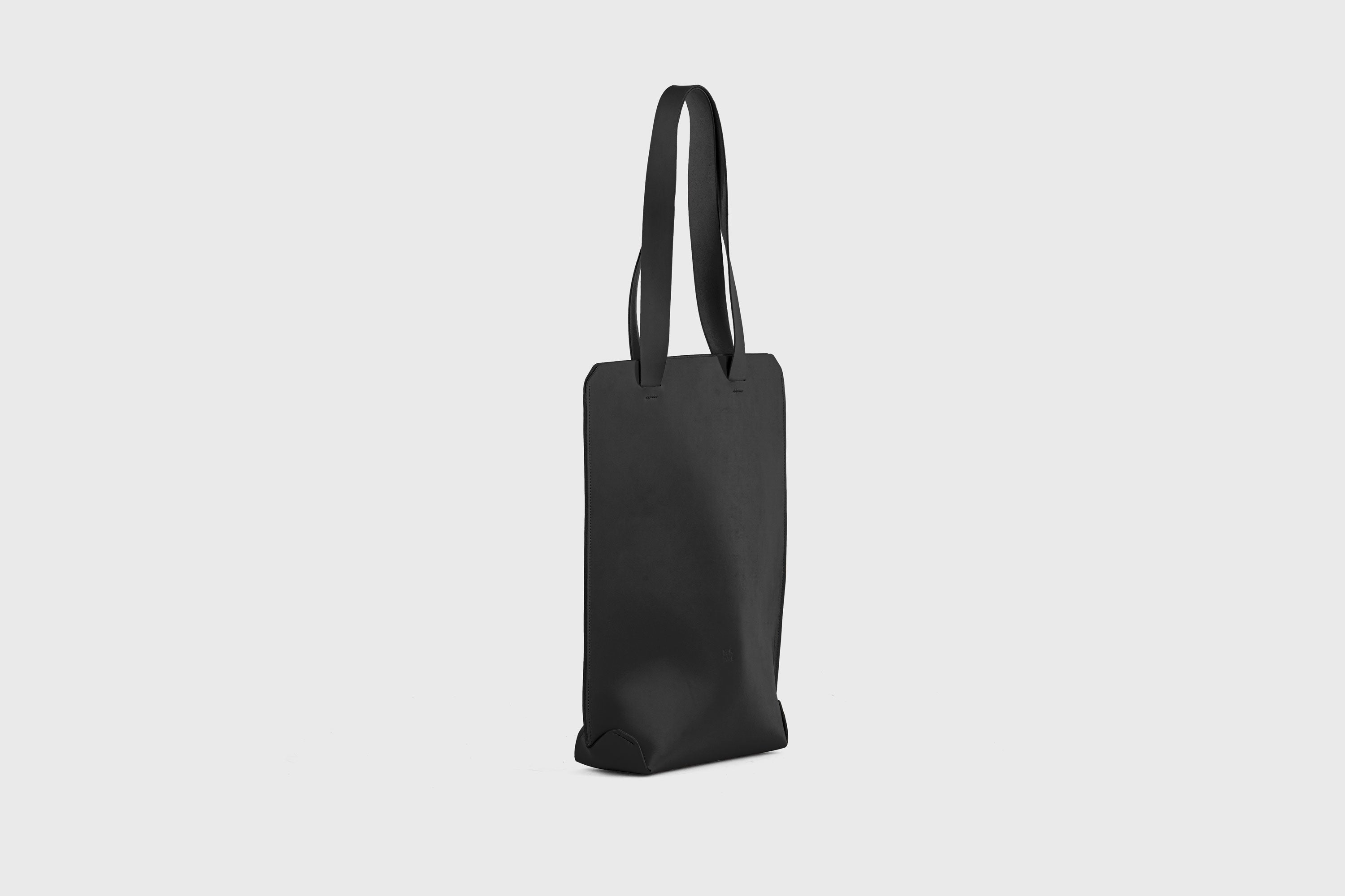 Tote Bag Long Black Color Leather Bag Vegetable Tanned Leather Exclusive Quality Craftsmanship Handmade Design By Manuel Dreesmann Atelier Madre Barcelona Spain