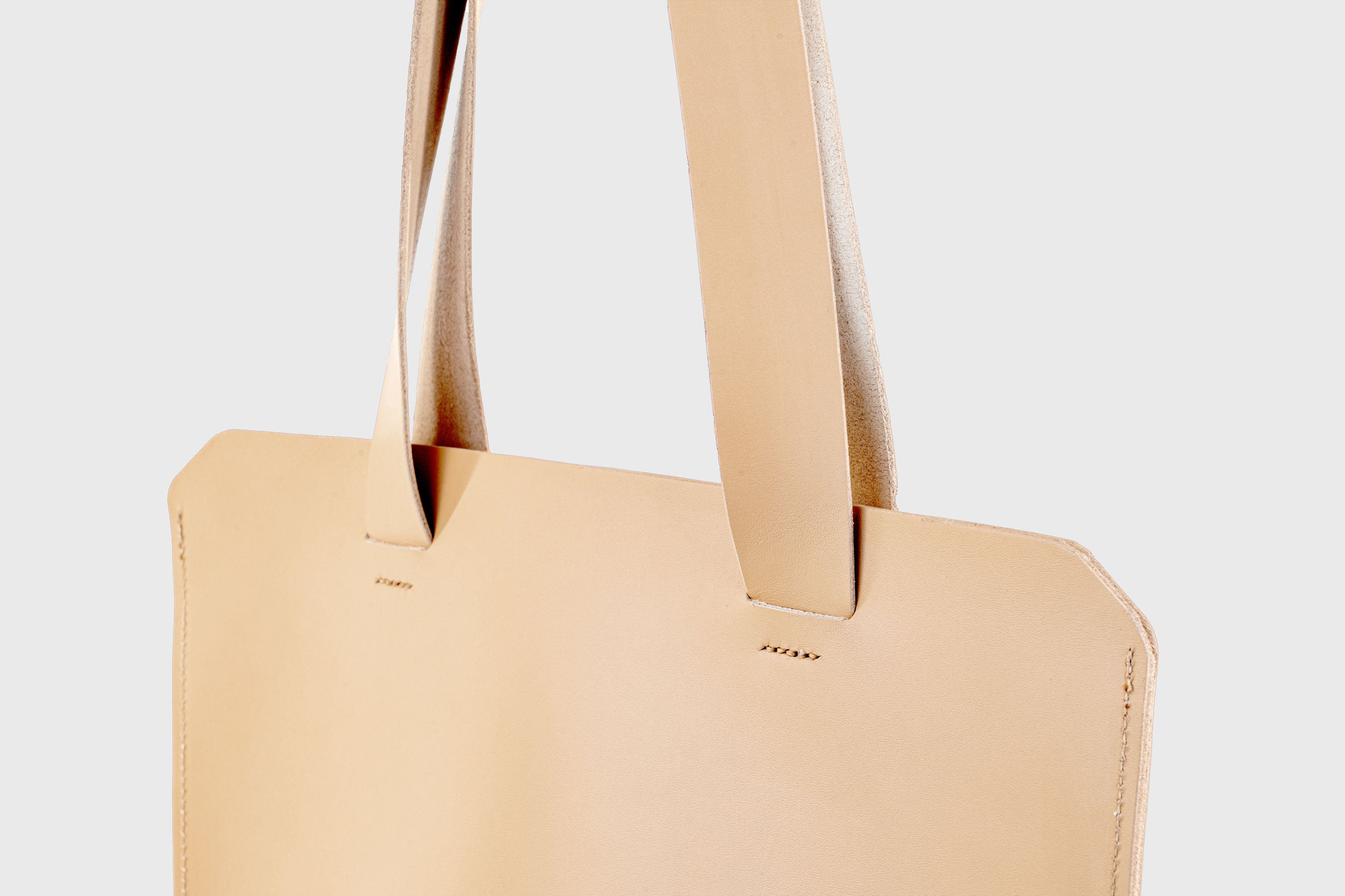 Tote Bag Long Natural Color Leather Bag Vegetable Tanned Leather Exclusive Quality Craftsmanship Handmade Design By Manuel Dreesmann Atelier Madre Barcelona Spain