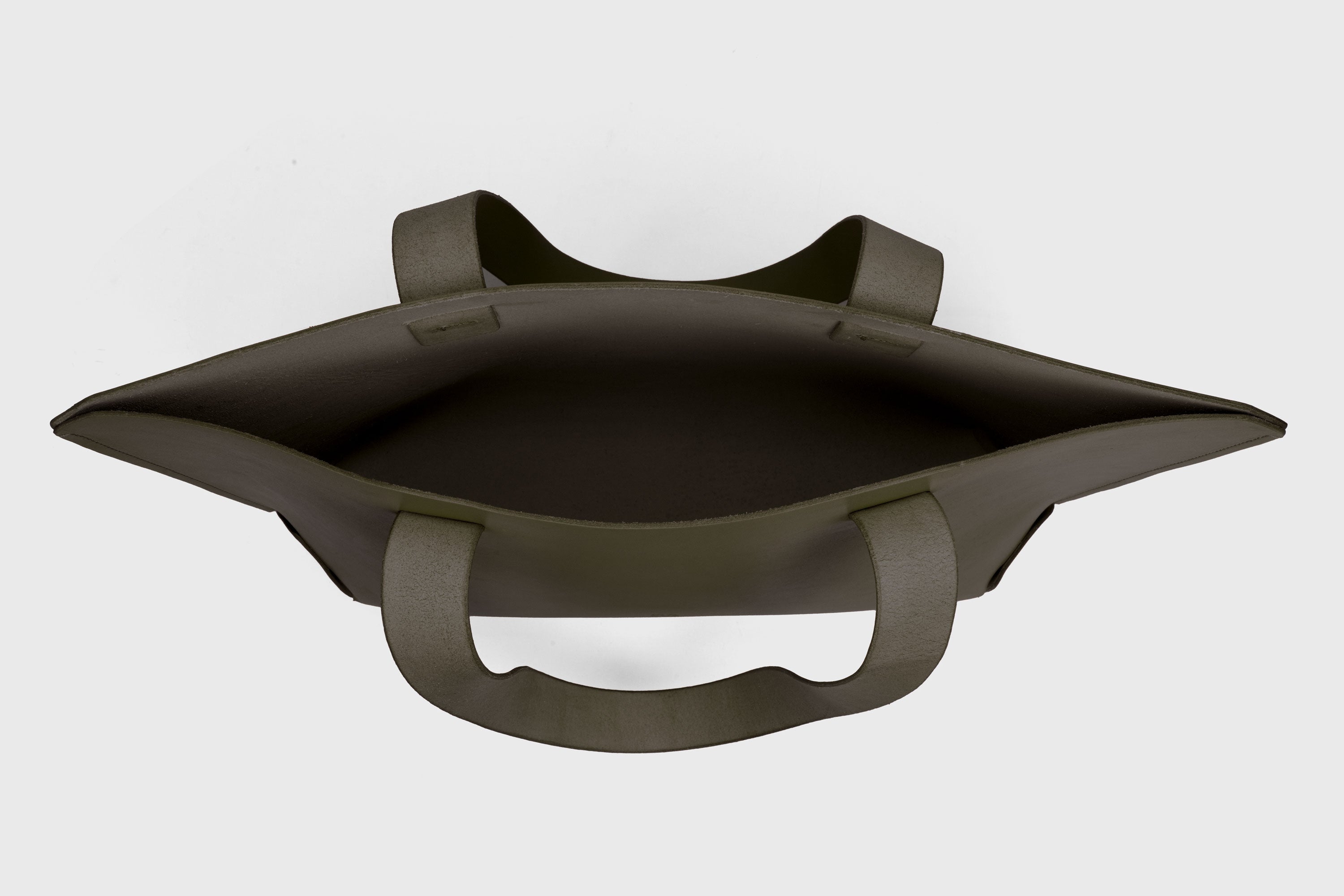 Tote H Bag In Olive Green Color In Vegetable Tanned Leather Minimalistic Design Open Top Atelier Madre Manuel Dreesmann Barcelona Spain