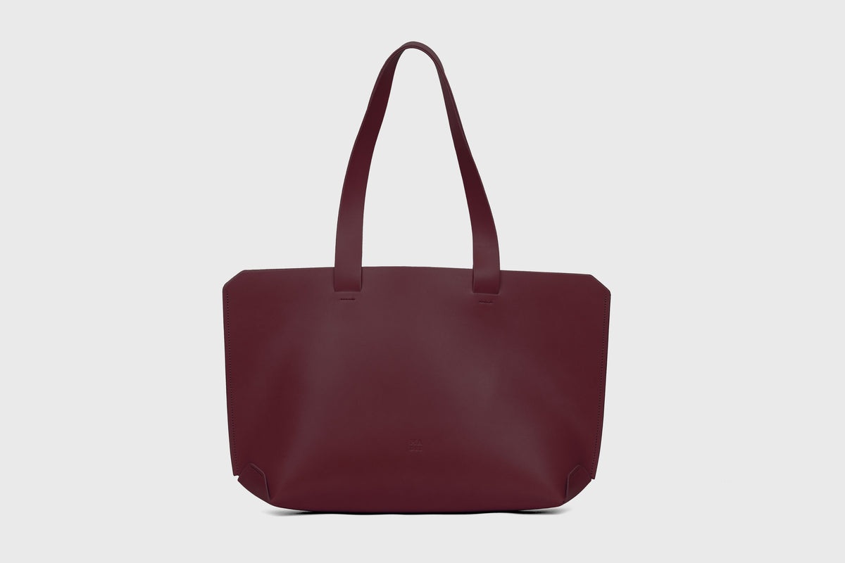 Tote Horizontal Burgundy Leather Tote Atelier Madre Manuel Dreesmann Barcelona Spain 1