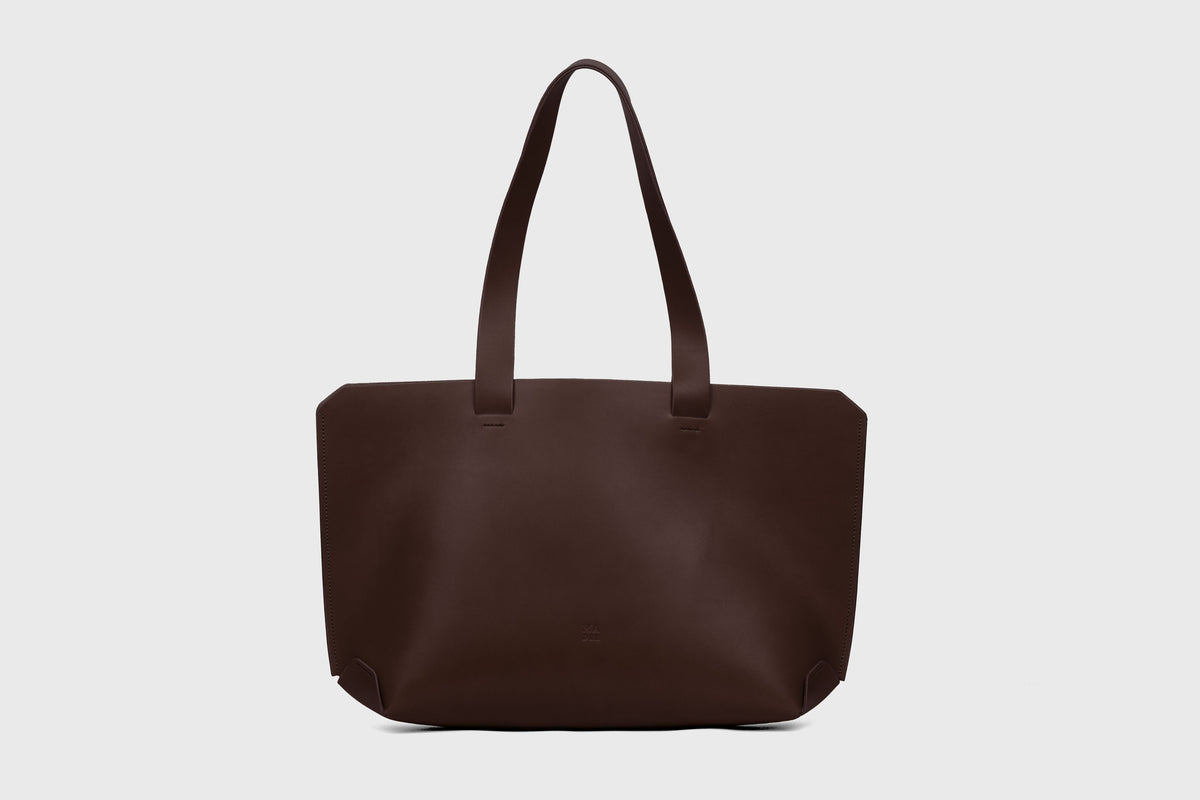 Tote Horizontal Chocolate Brown Leather Tote Atelier Madre Manuel Dreesmann Barcelona Spain 1