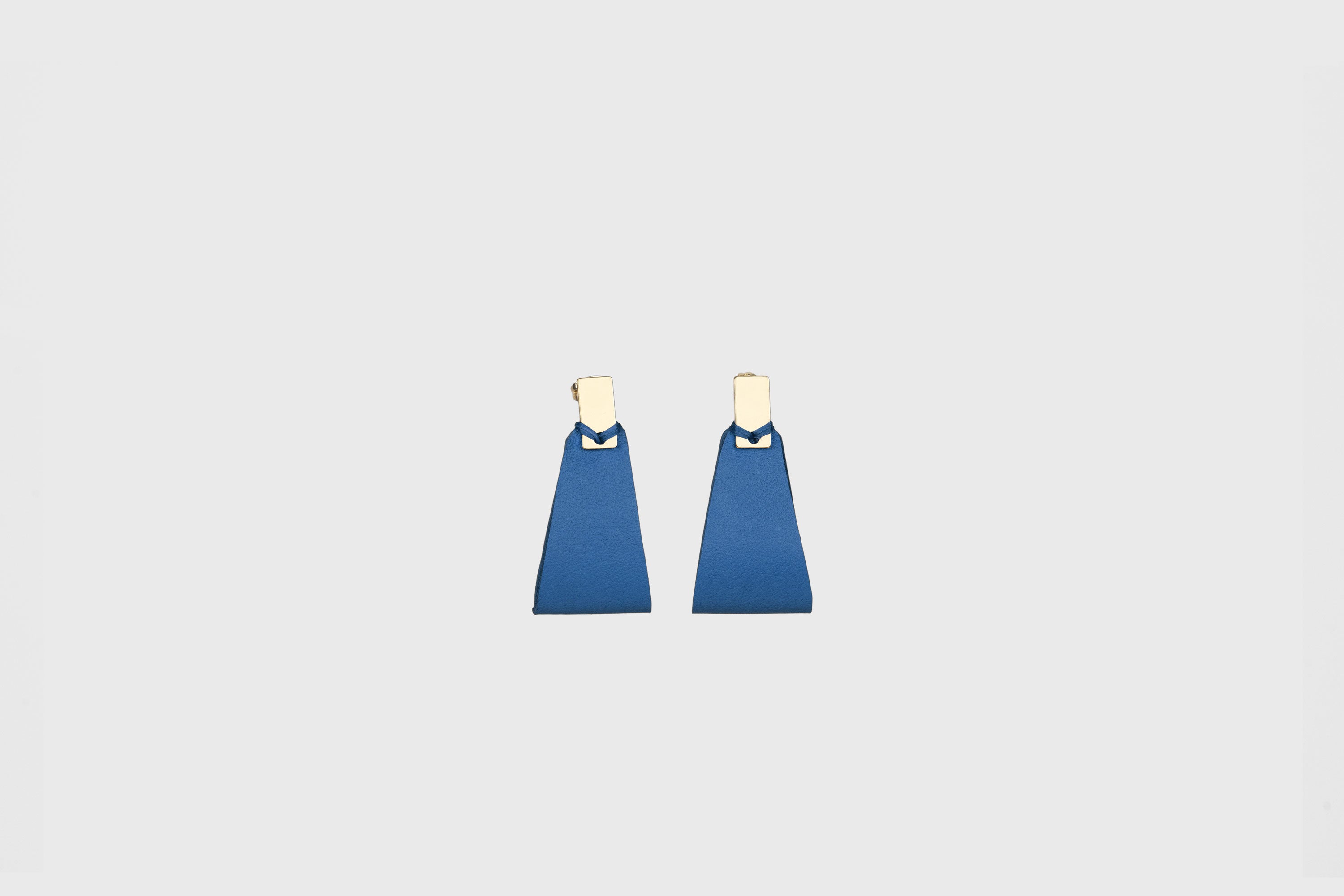 Valeria Earrings In Royal Blue Color Vegetable Tanned Leather Geometric Minimalistic Design Atelier Madre Manuel Dreesmann Barcelona Spain