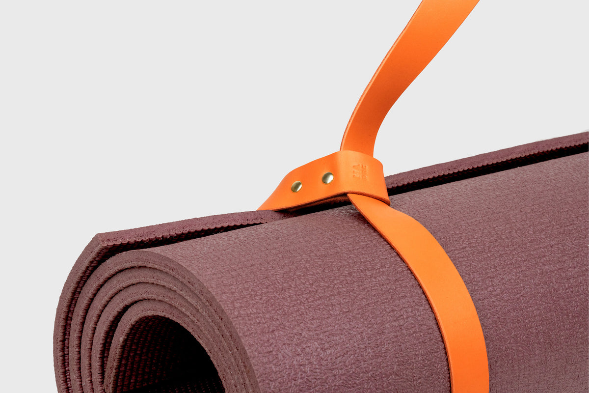 Yoga Mat Strap Orange Leather Manuel Dreesmann Atelier Madre Barcelona Spain 4