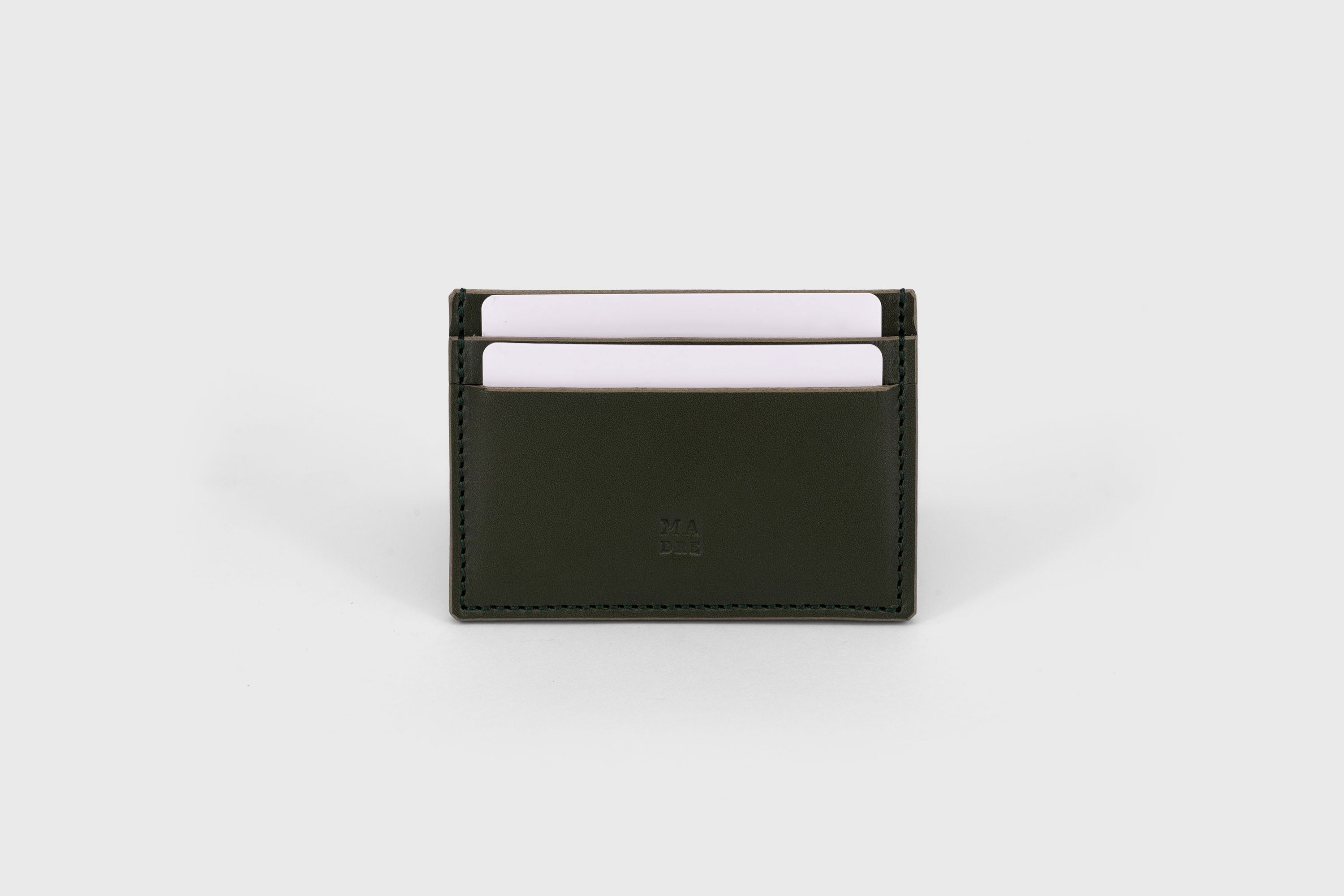 Credit Card Wallet in Olive Green Leather Vachetta Vegetable Tanned Leather Handmade and Design by Atelier Madre Manuel Dreesmann Barcelona Spain