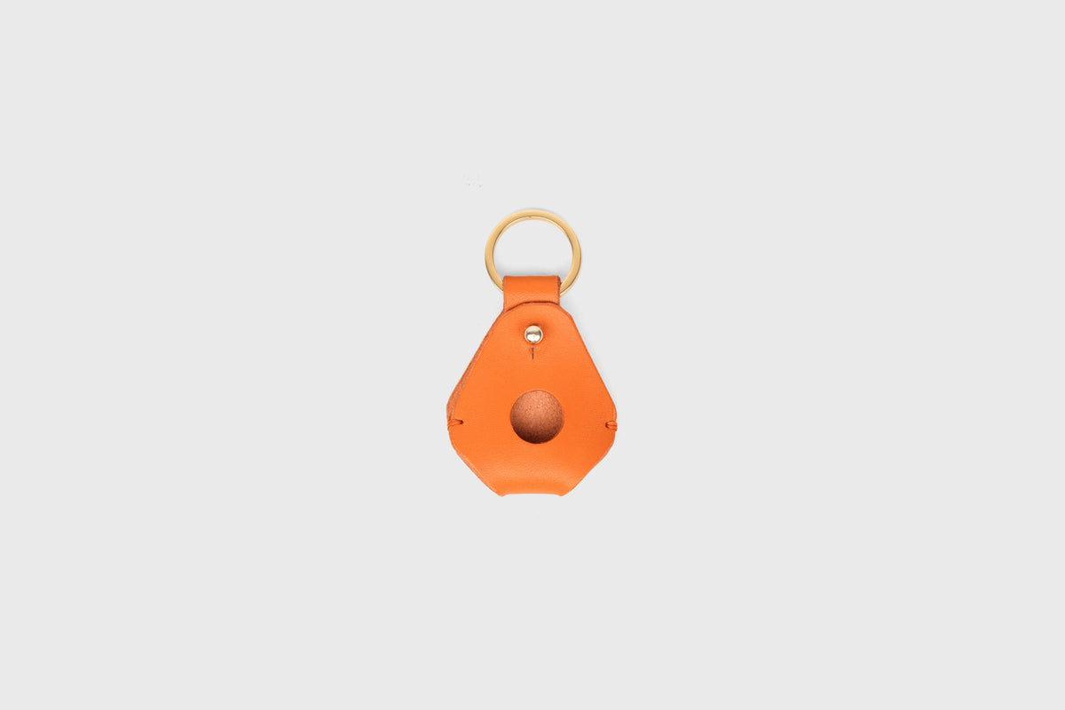 Airtag Key Ring Orange Leather Vegetable Tanned Atelier Madre Manuel Dreesmann Barcelona Spain 3