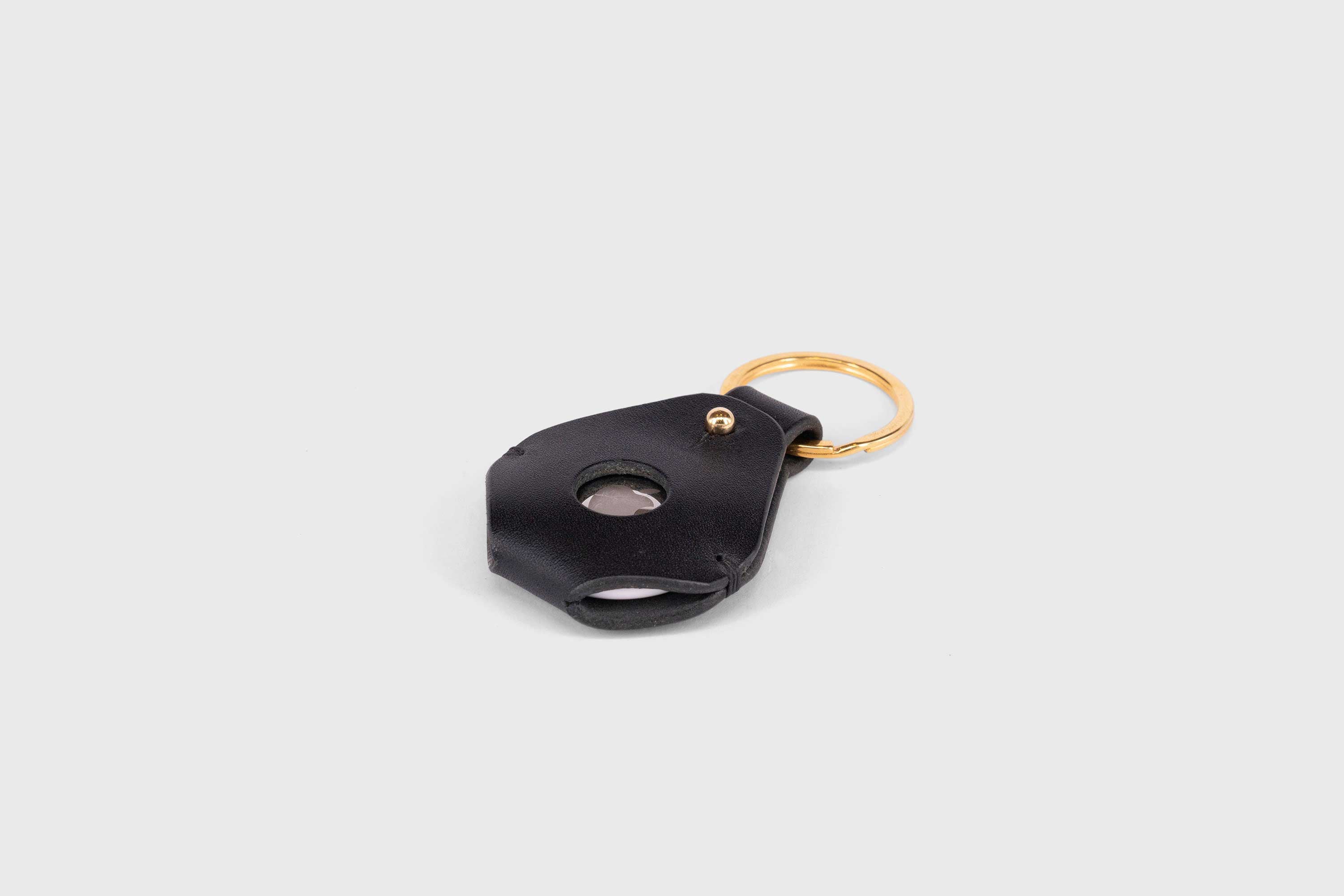 AirTag Leather Key Ring Holder Case Black Vegetable Tanned Design Manuel Dreesmann Atelier Madre Barcelona