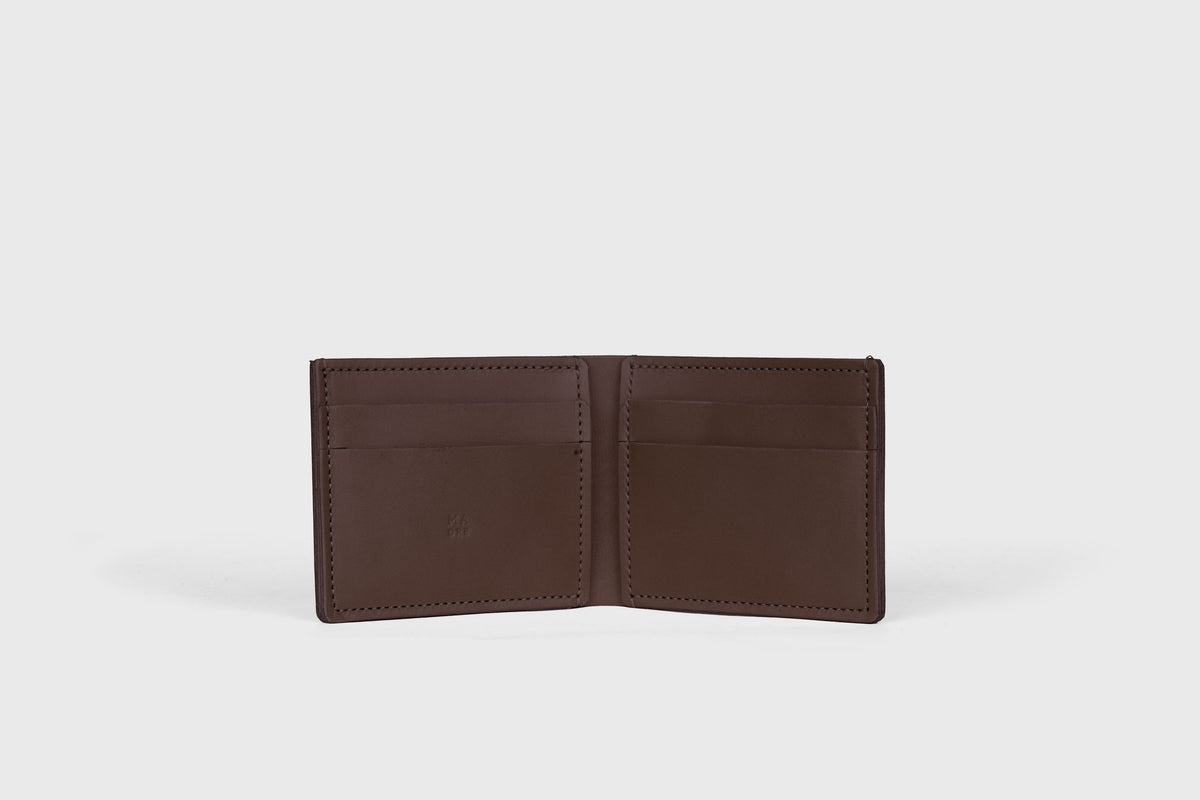 Bifold Wallet Horizontal 6 Slots Chocolate Brown Colour Leather Atelier Madre Manuel Dreesmann Barcelona Spain 2