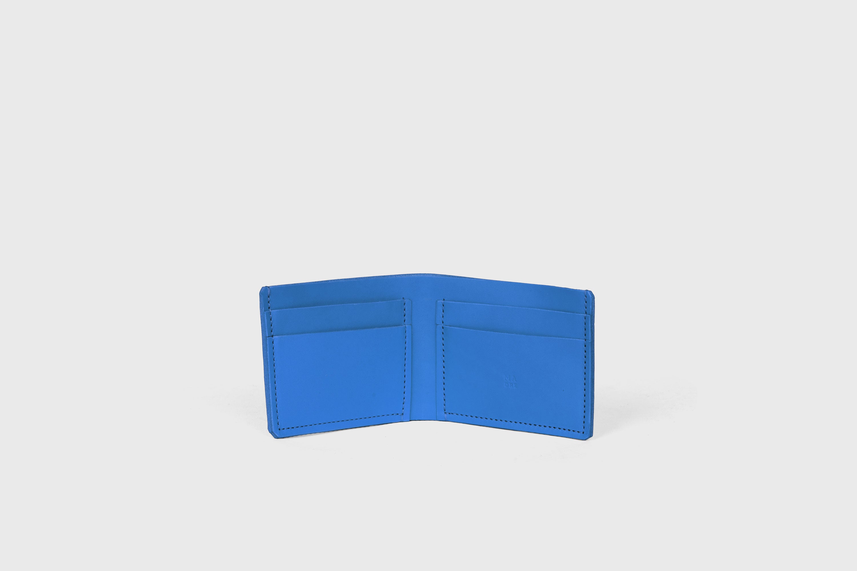 Bifold Wallet Leather Royal Blue Color Vegetable Tanned Leather Premium Classic Design and Handcrafted By Atelier Madre Manuel Dreeesmann Barcelona Spain